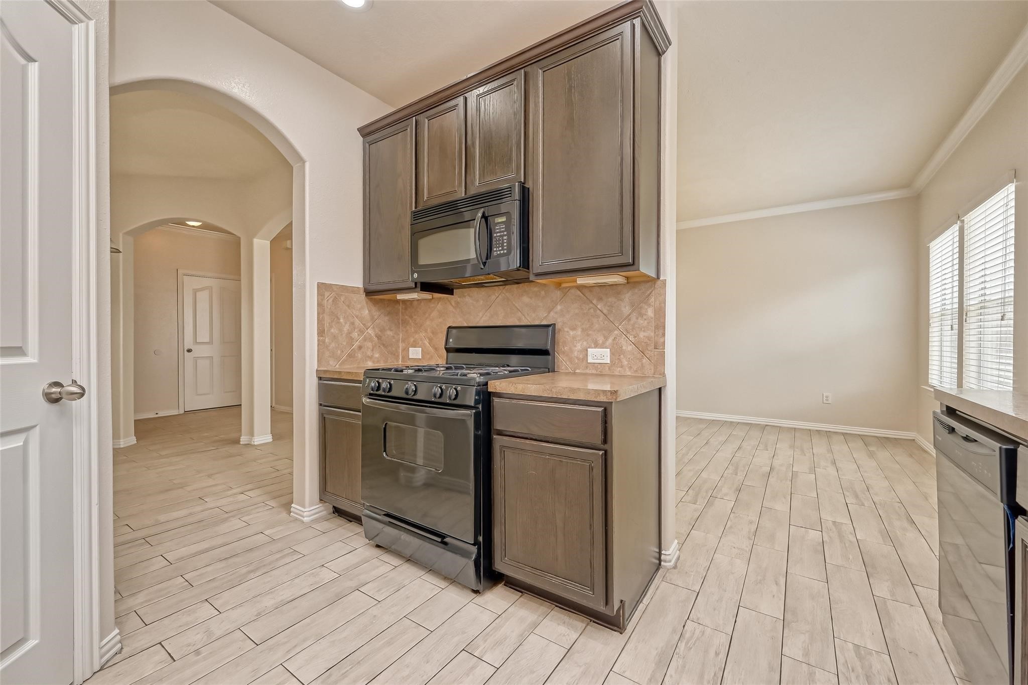 5015 Dartmoor Ridge Trail Property Photo 20