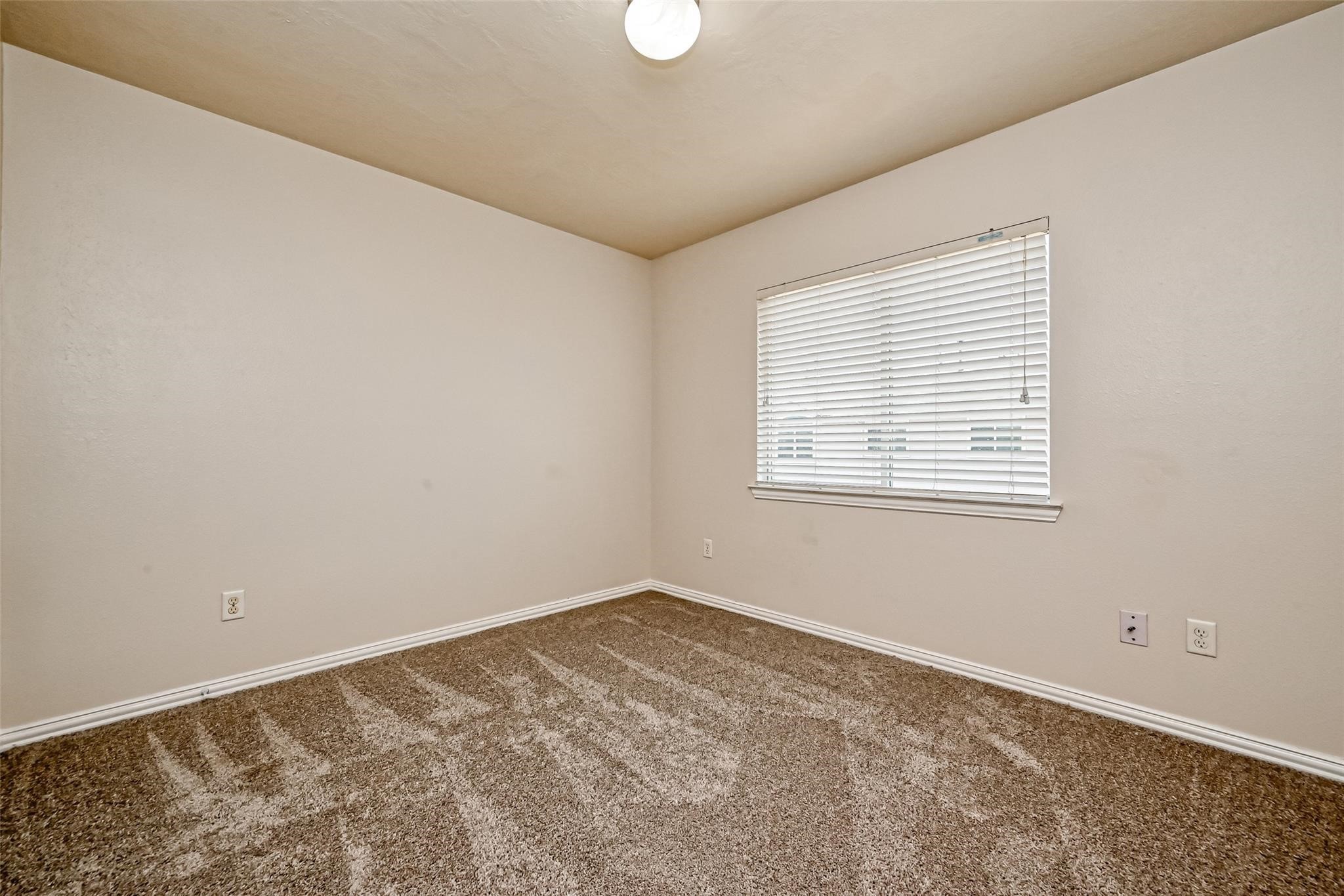 5015 Dartmoor Ridge Trail Property Photo 24