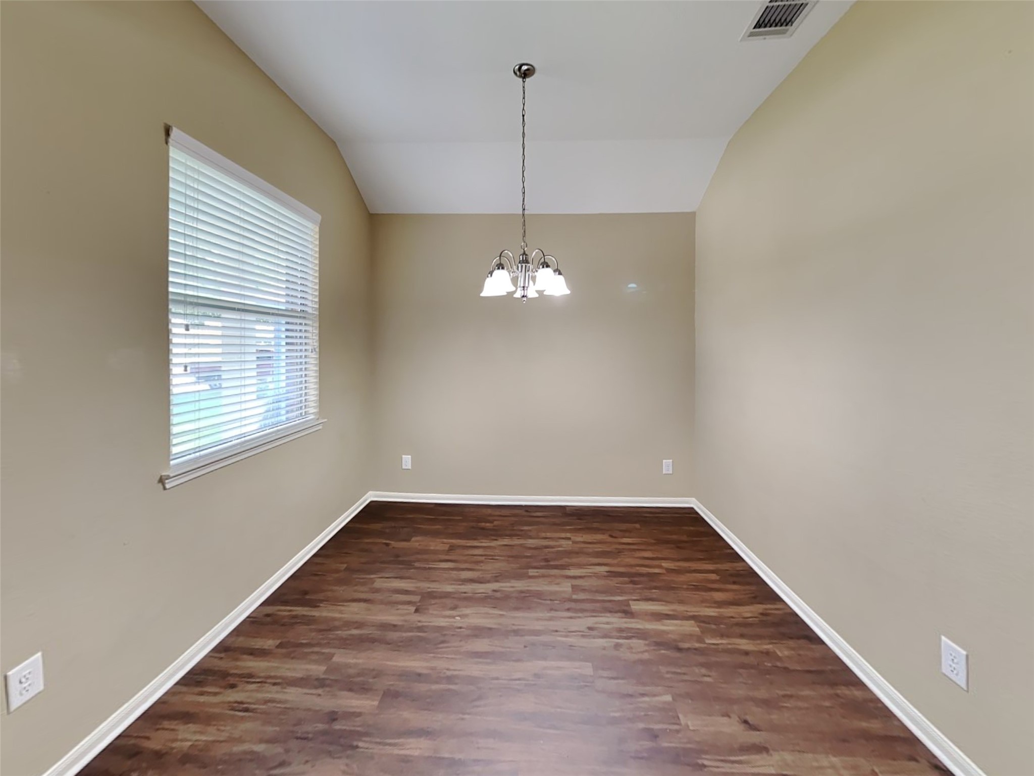 2324 Shady Tree Lane Property Photo 6