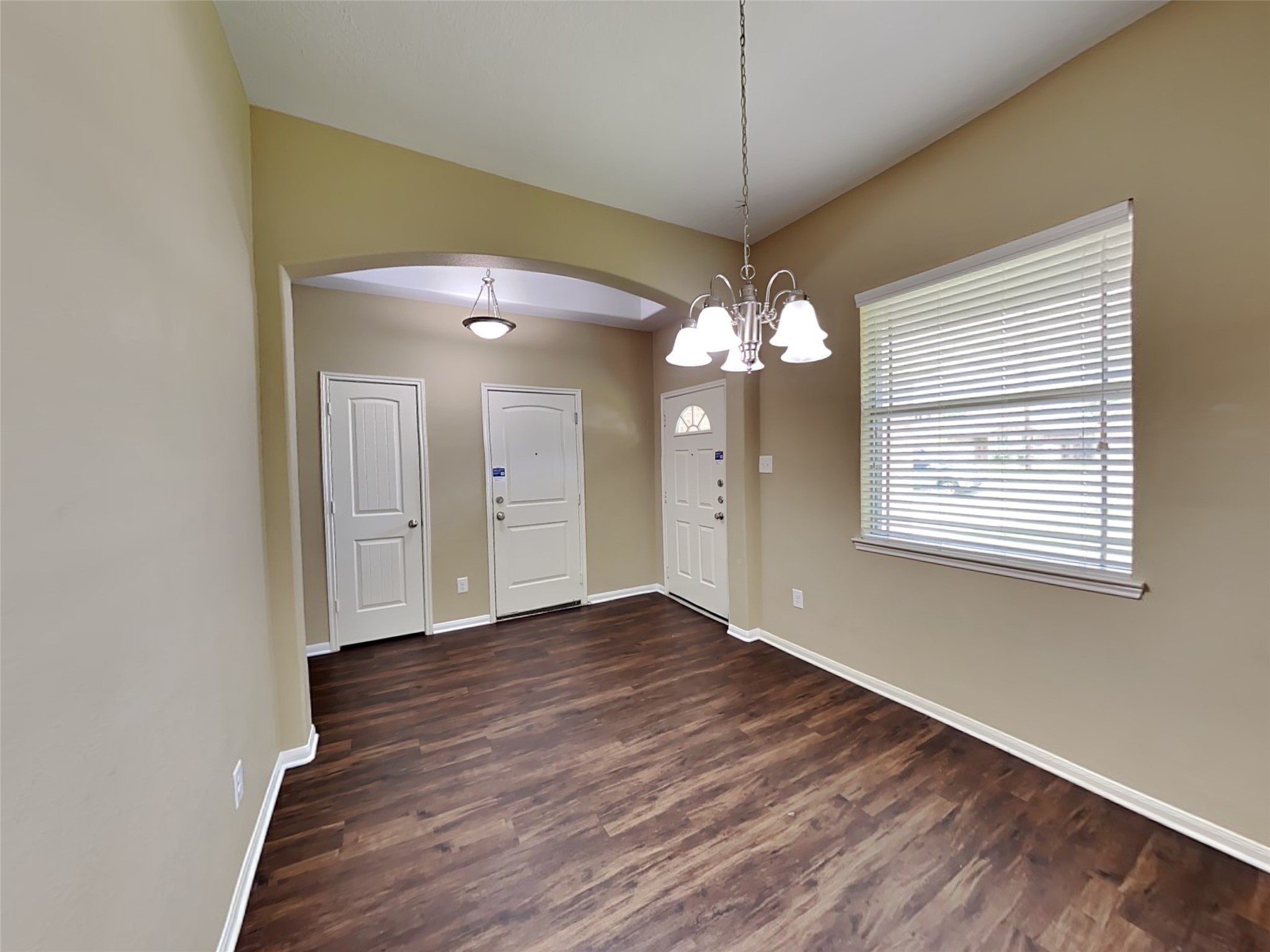 2324 Shady Tree Lane Property Photo 7
