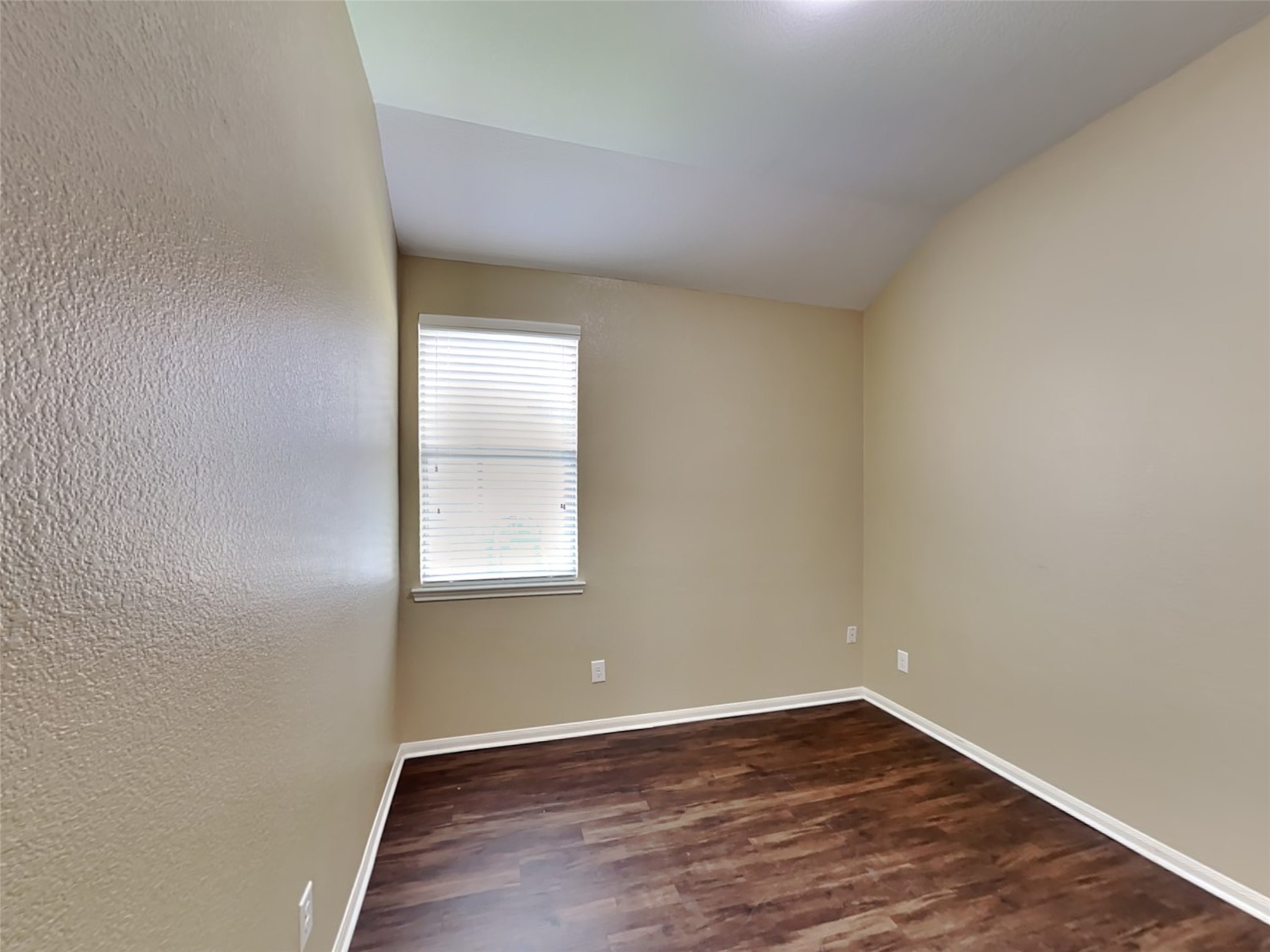 2324 Shady Tree Lane Property Photo 18