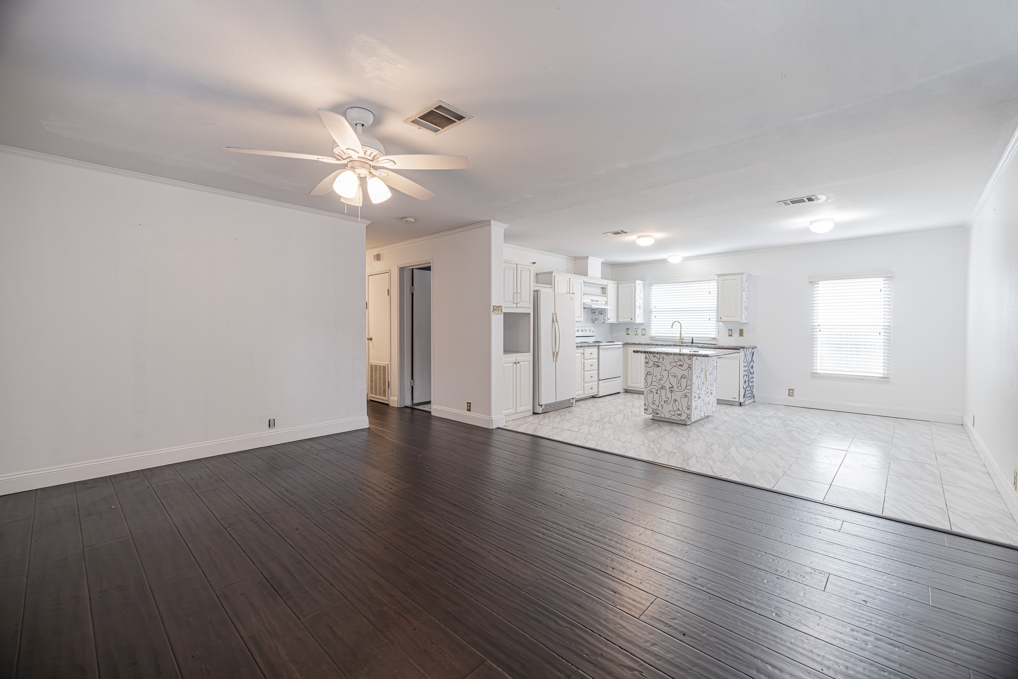 11738 Greencanyon Drive Property Photo 4