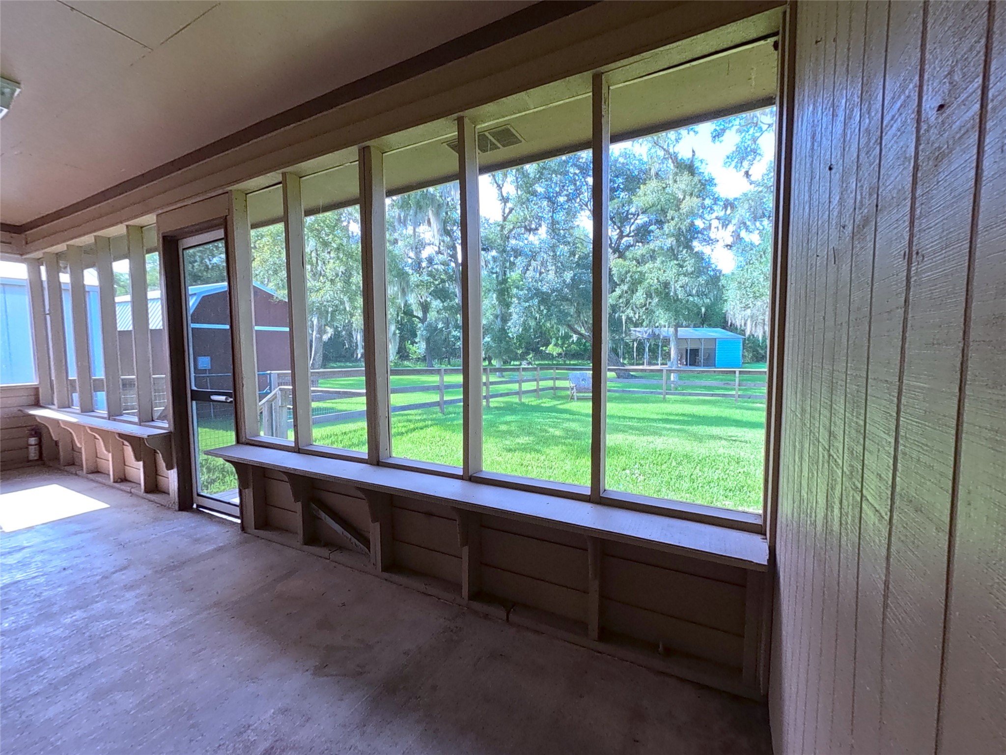 3063 County Road 580 Property Photo 16