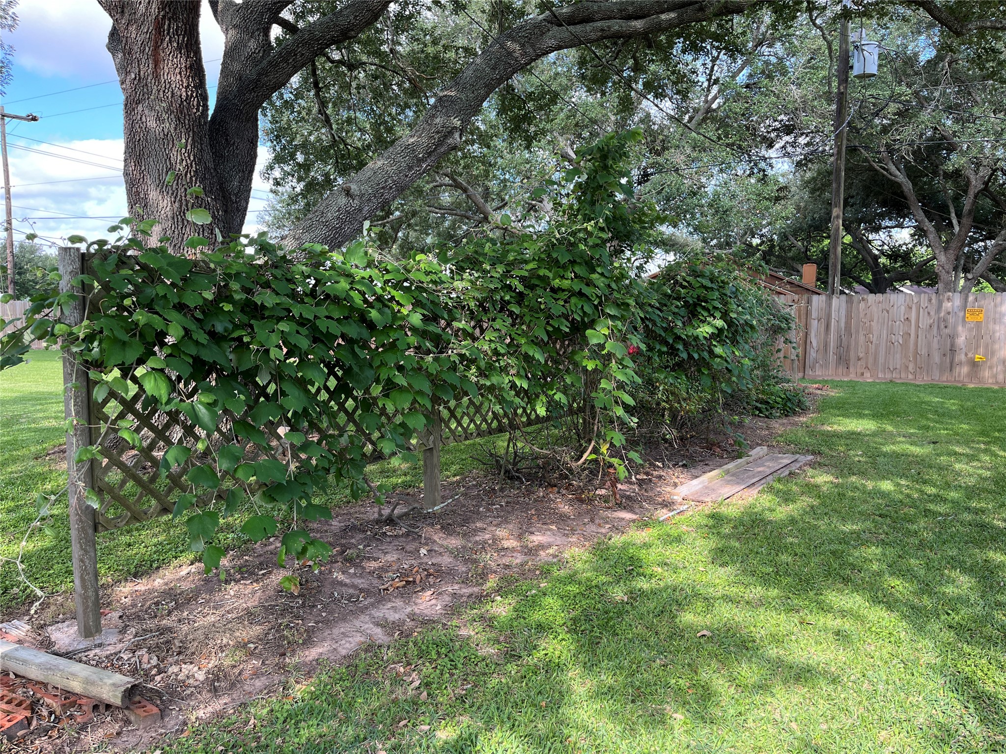 103 Greenbriar Drive Property Photo 8
