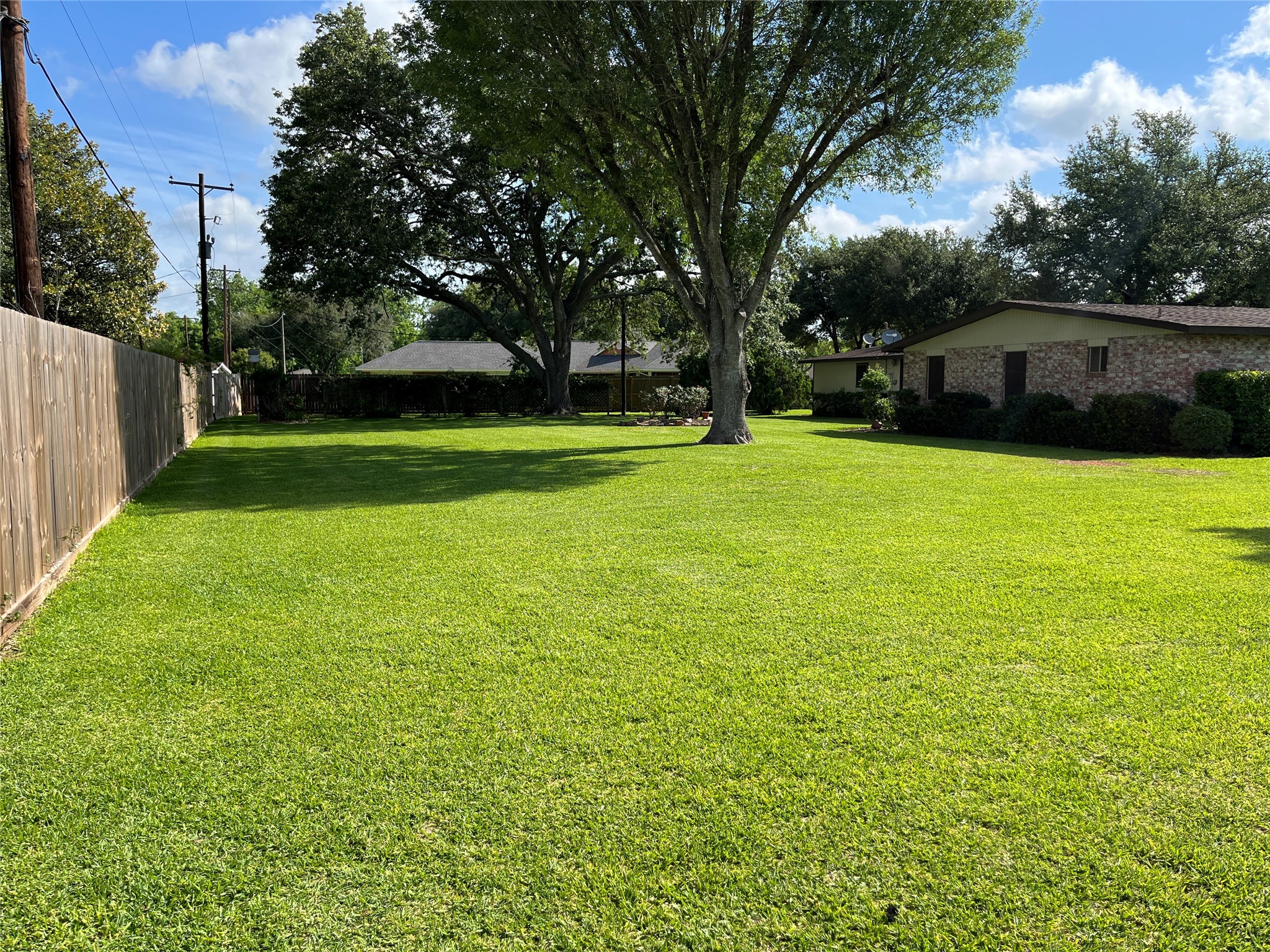 103 Greenbriar Drive Property Photo 11