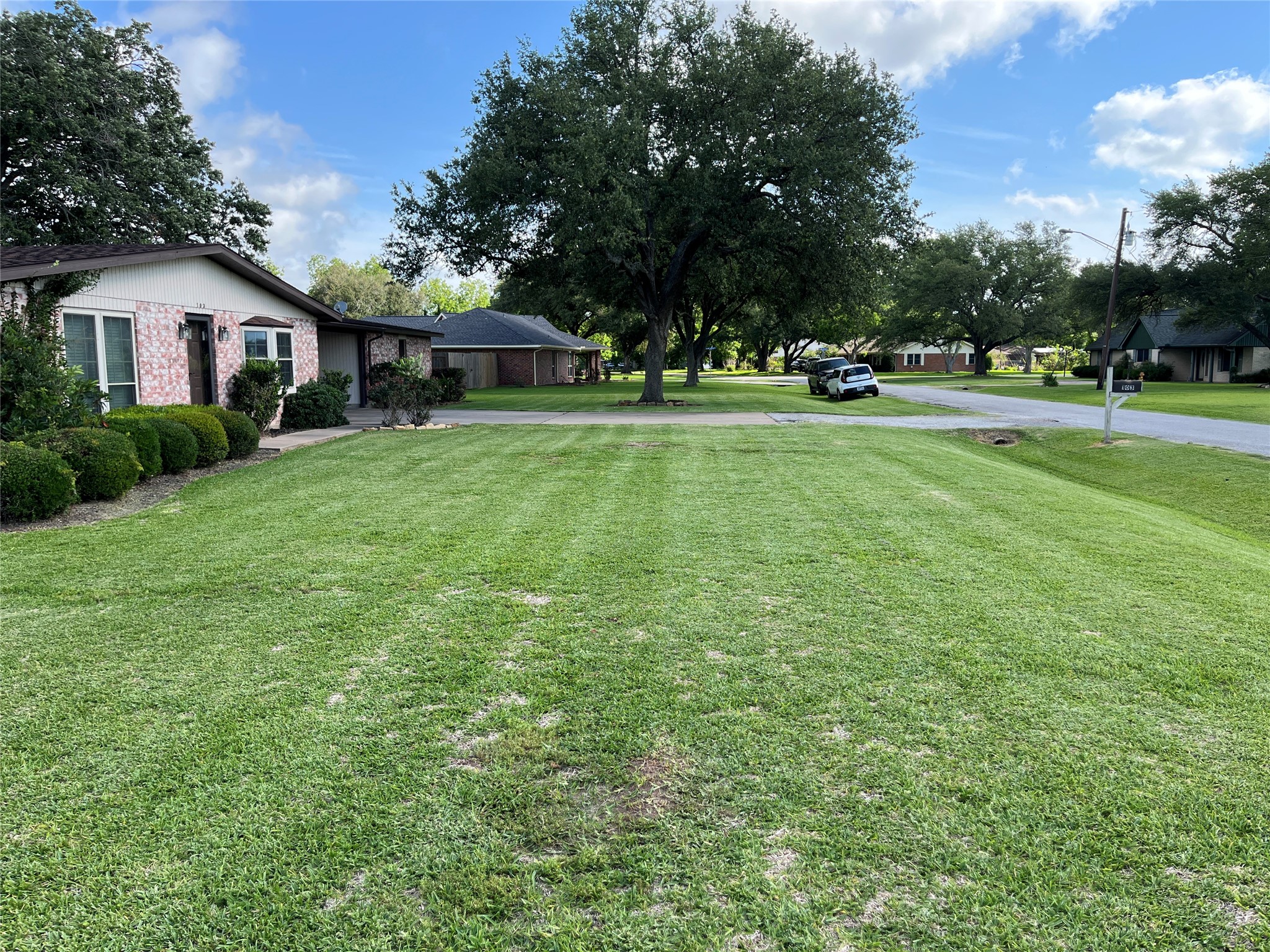 103 Greenbriar Drive Property Photo 15