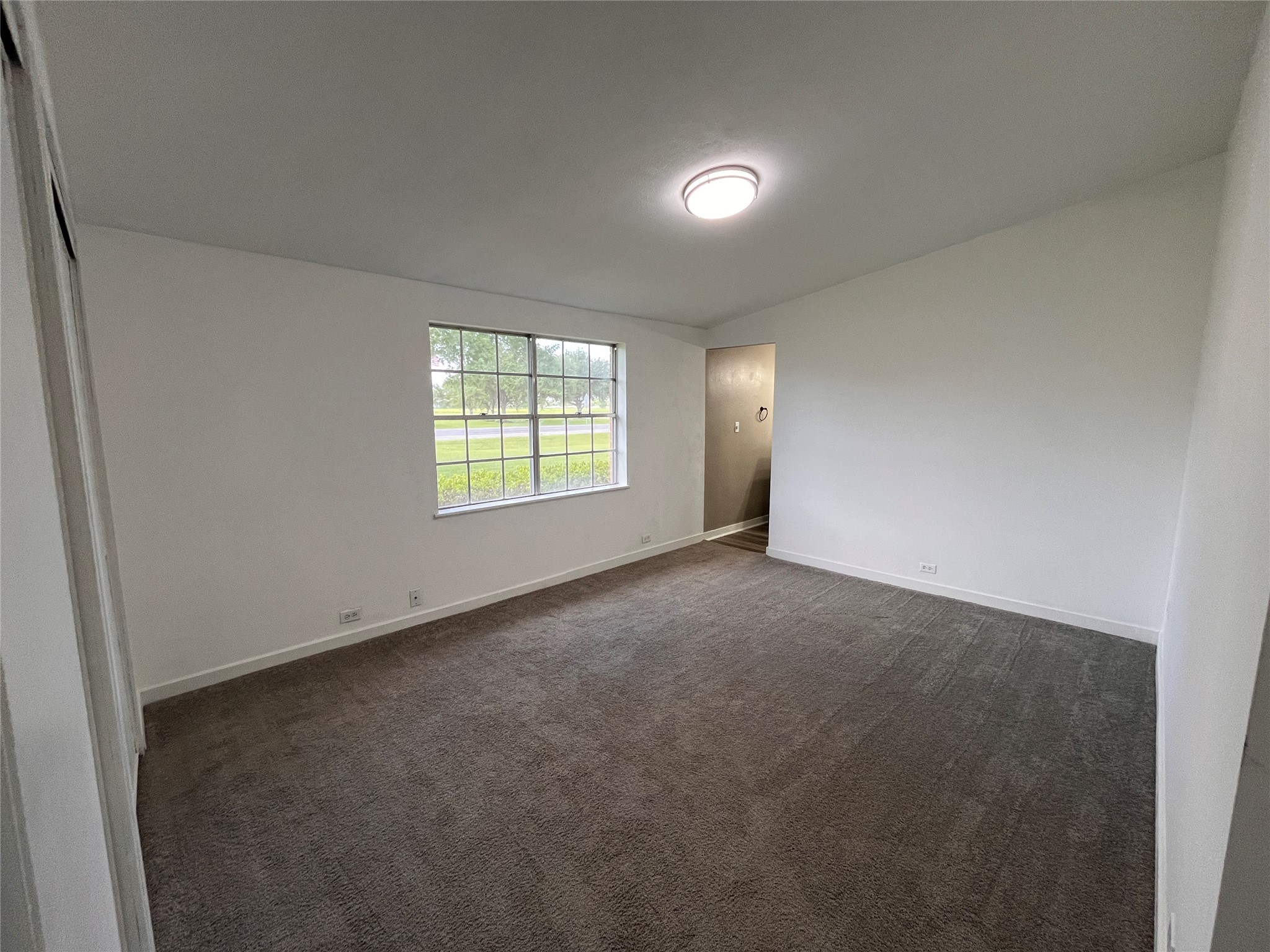 103 Greenbriar Drive Property Photo 28