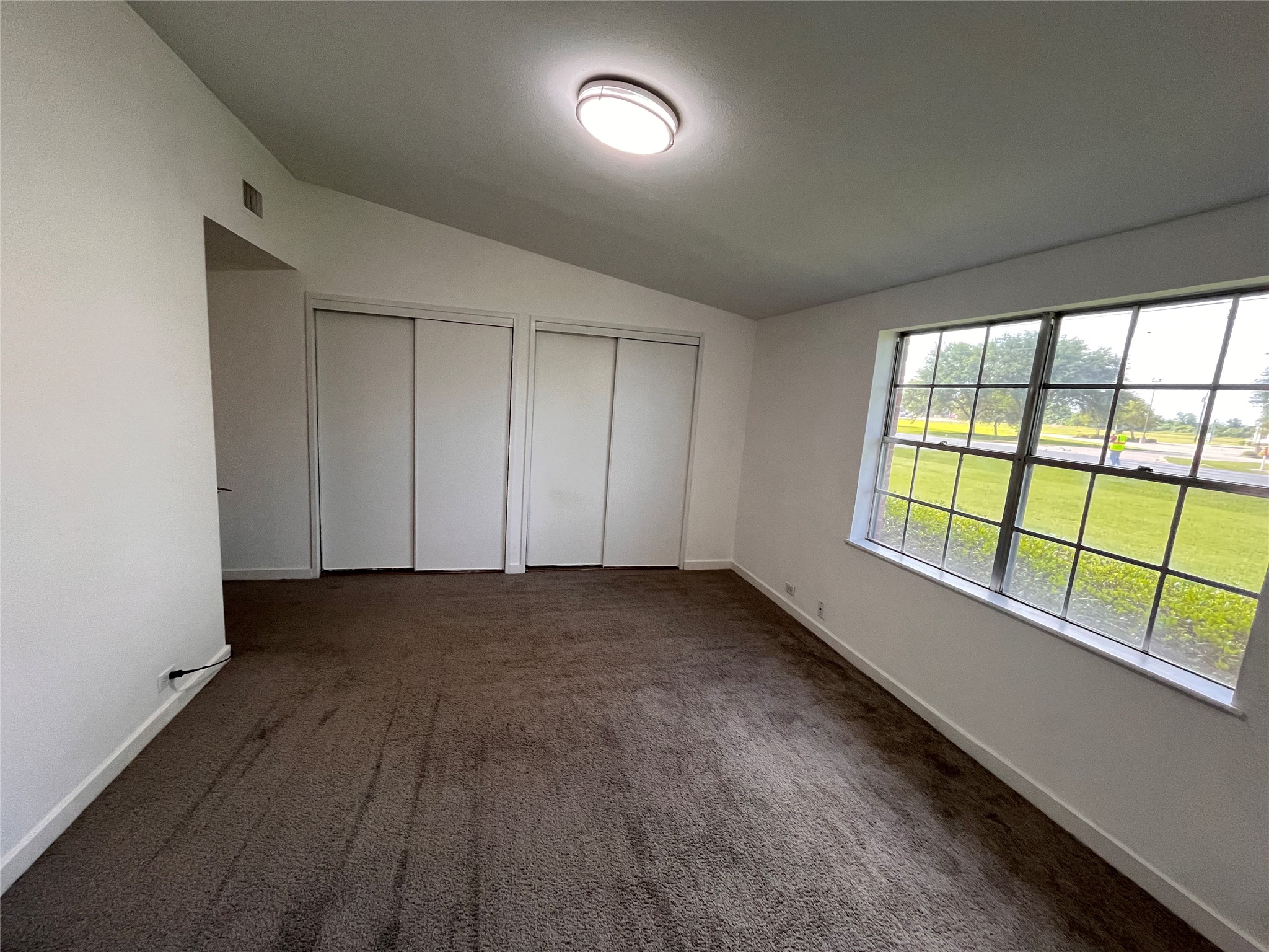 103 Greenbriar Drive Property Photo 29