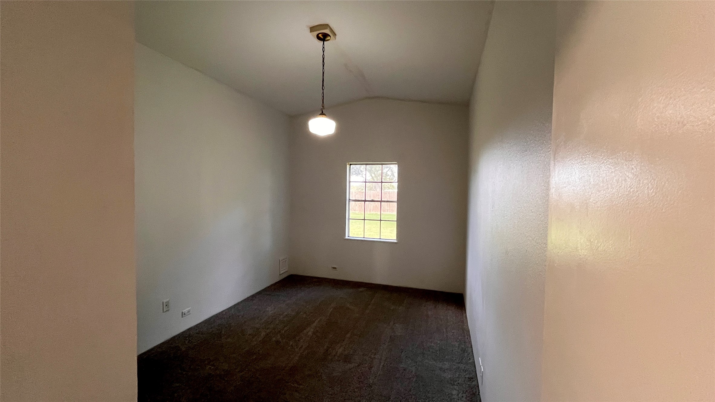 103 Greenbriar Drive Property Photo 35