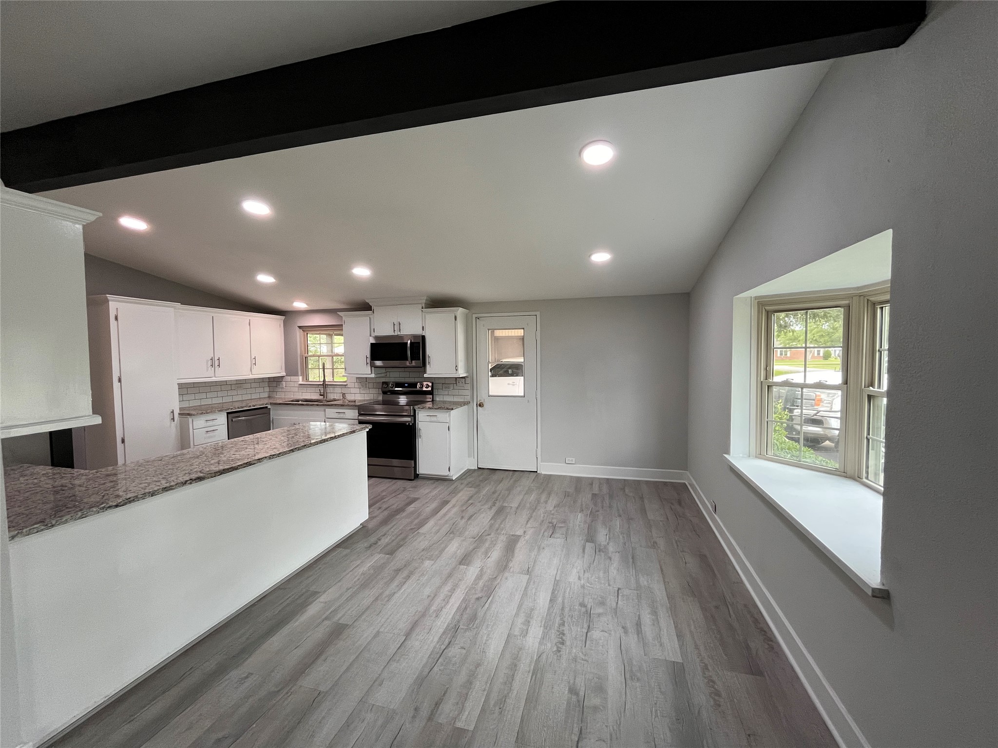 103 Greenbriar Drive Property Photo 40