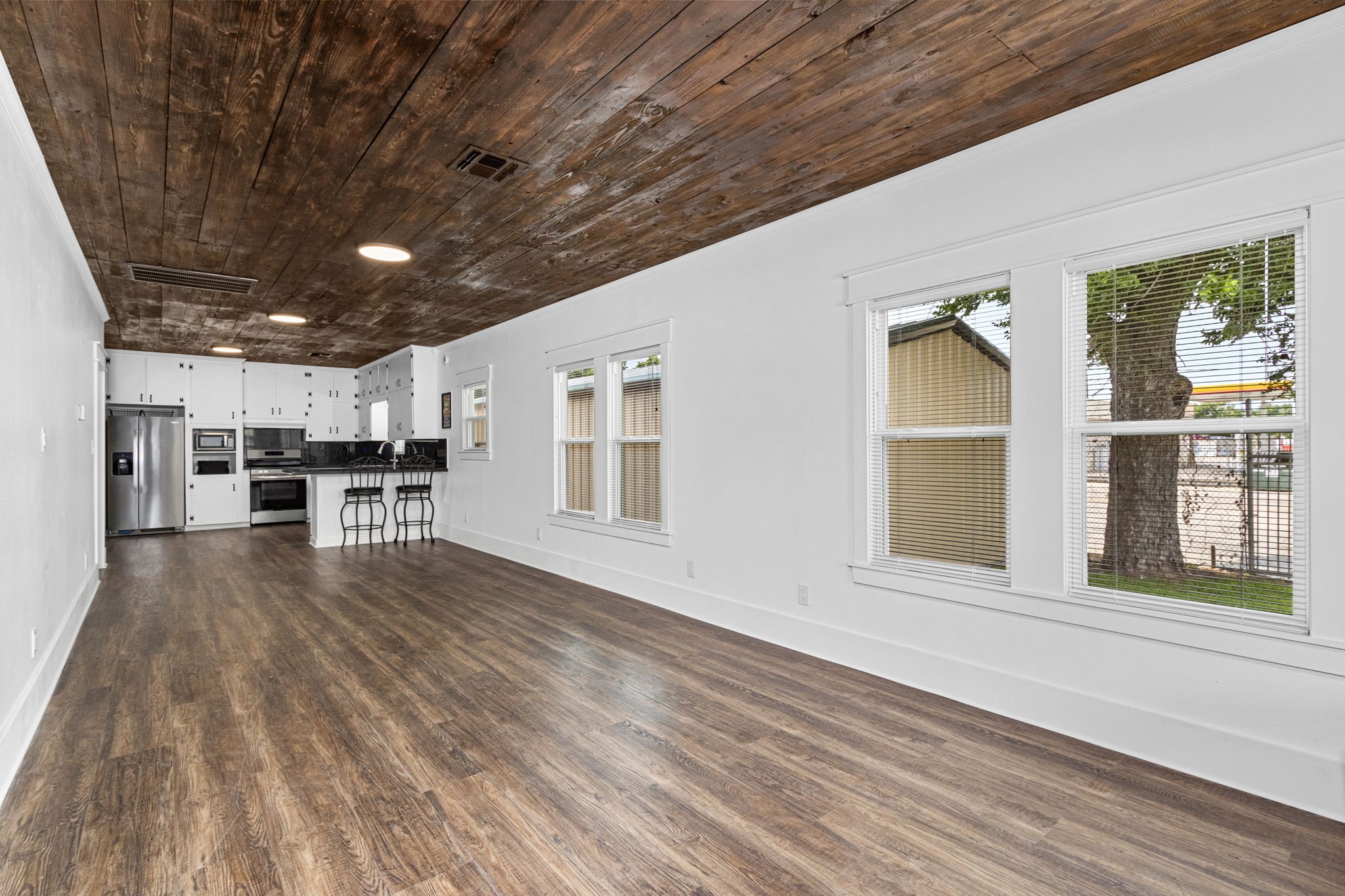 1138 Fannin Street Property Photo 5
