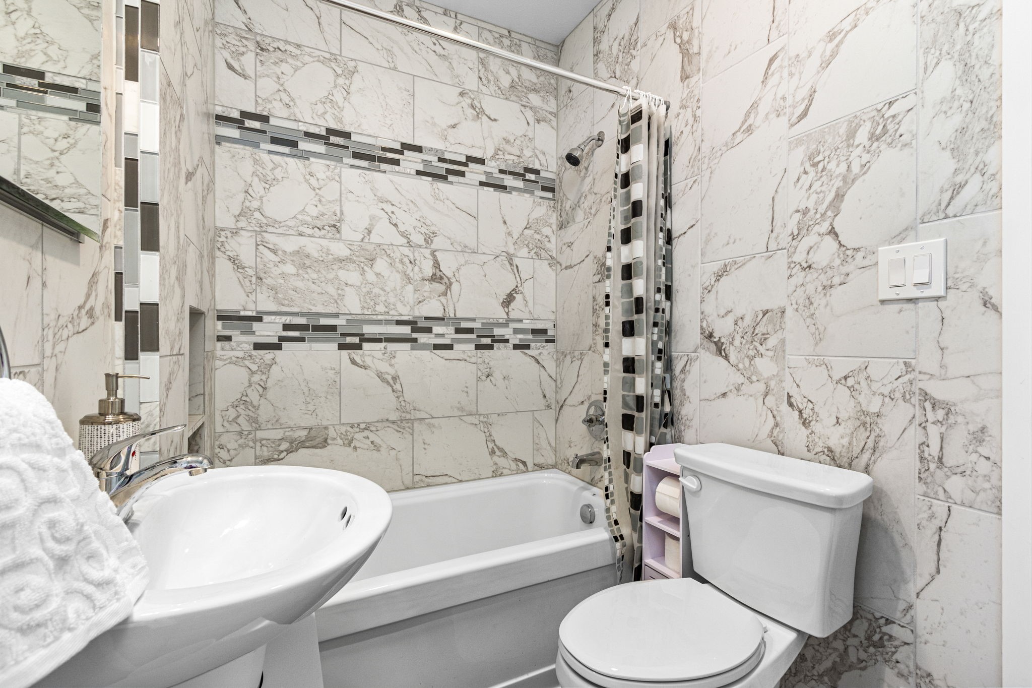 1138 Fannin Street Property Photo 15