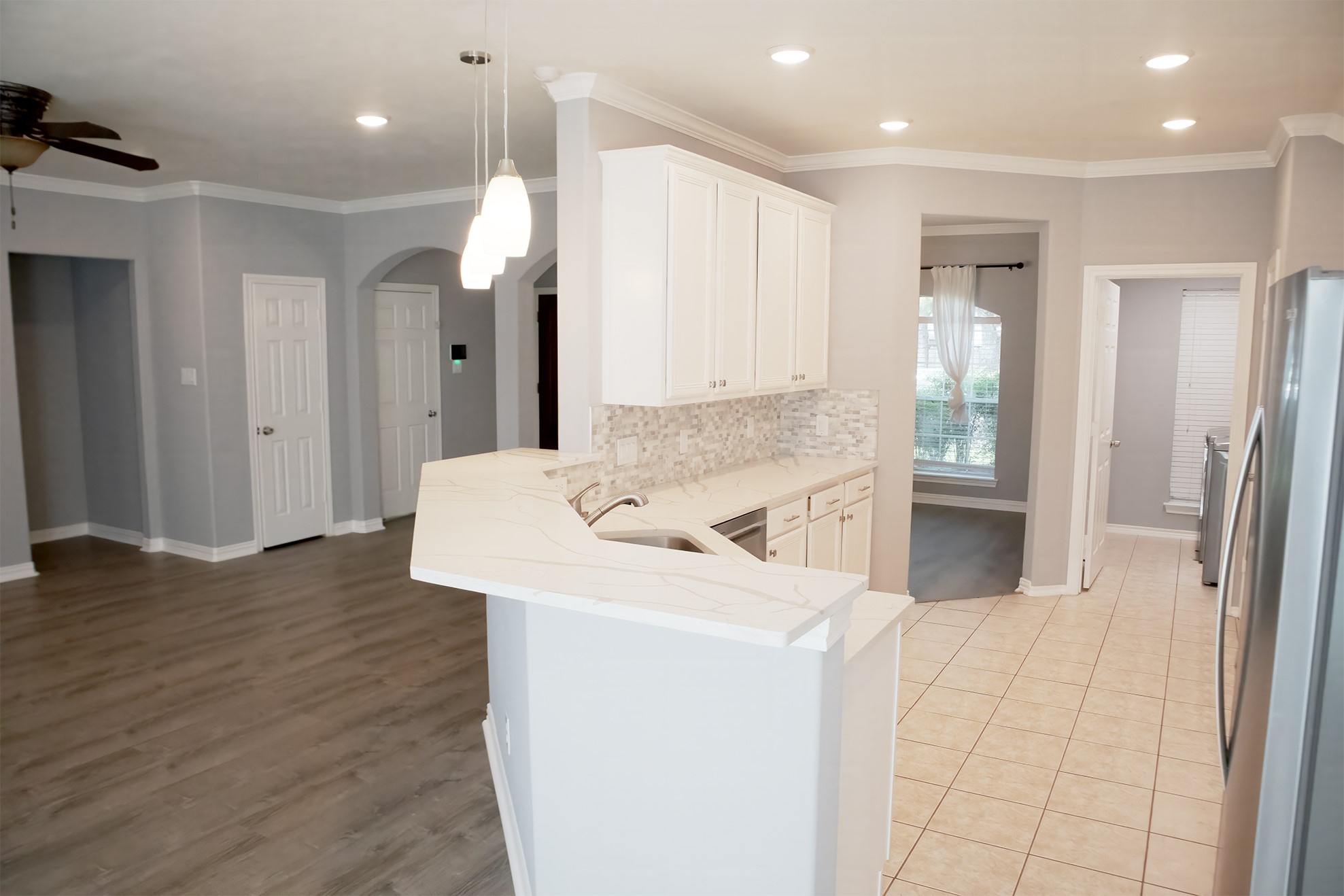 18523 Half Moon Trail Property Photo 7