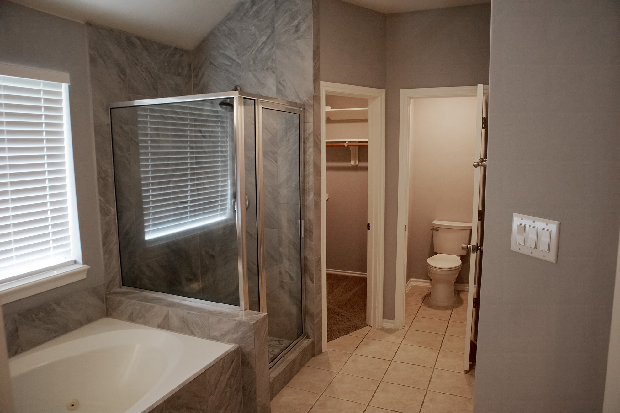 18523 Half Moon Trail Property Photo 13