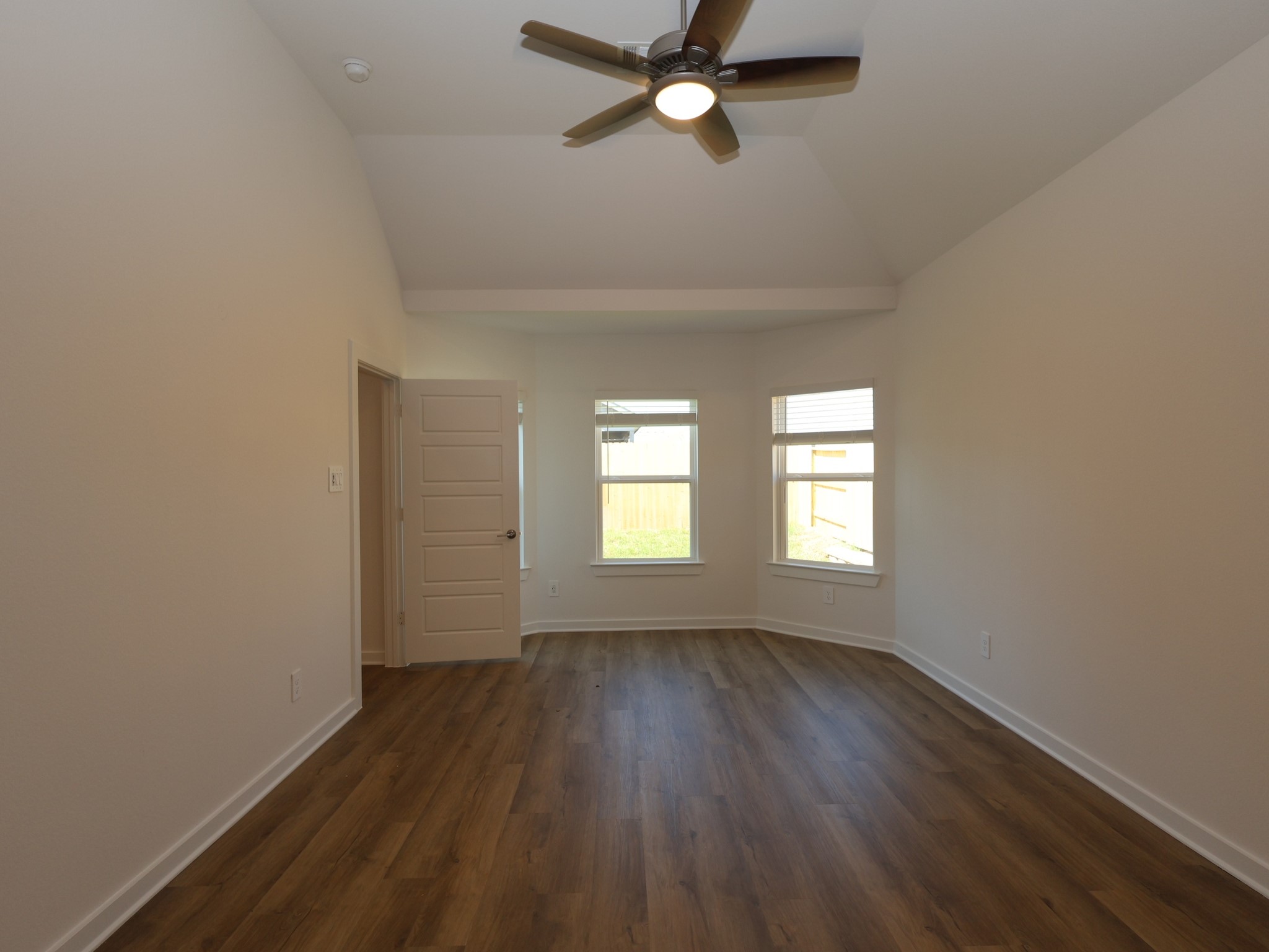 244 Draper Shadows Drive Property Photo 9