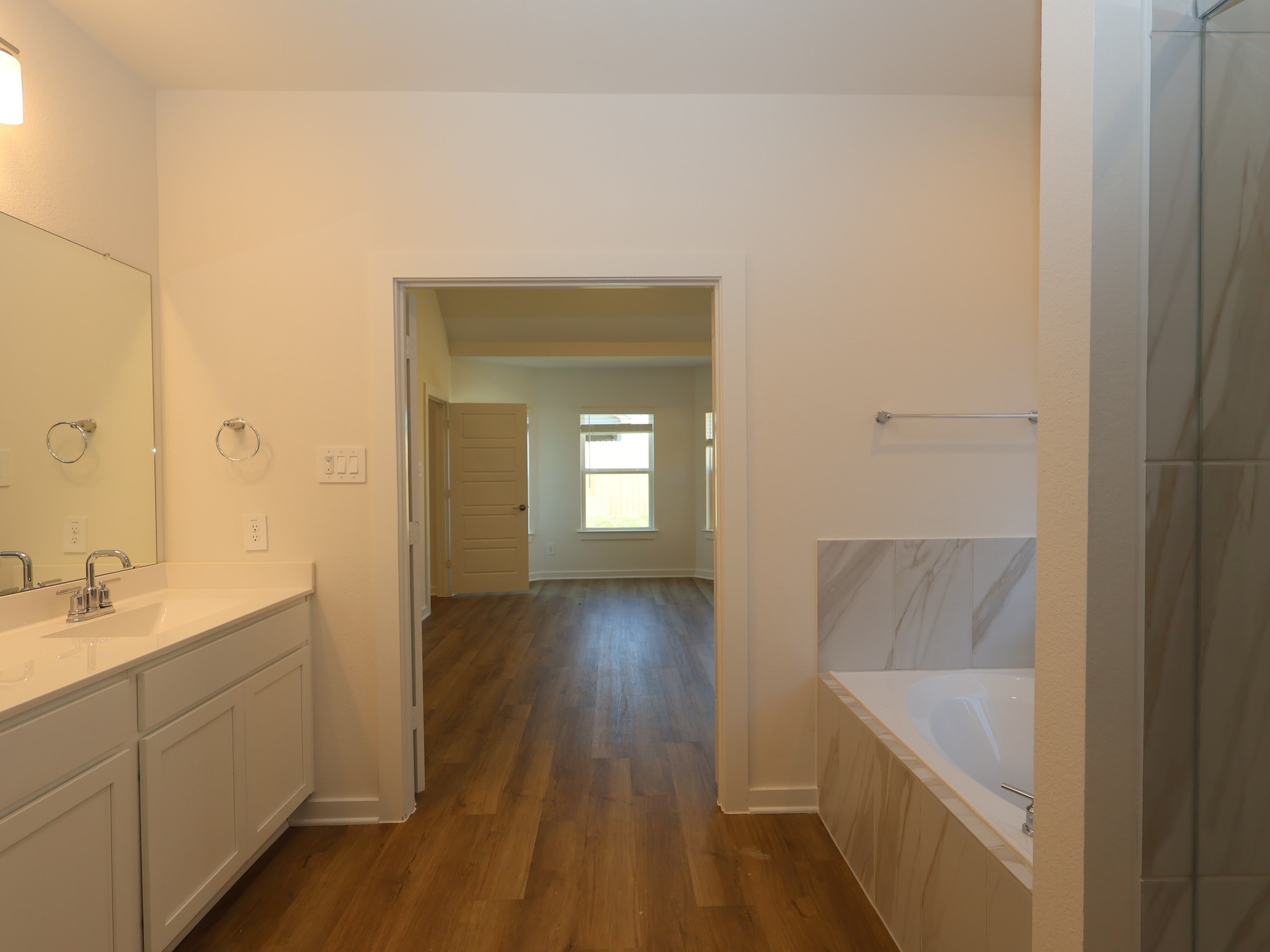 244 Draper Shadows Drive Property Photo 10