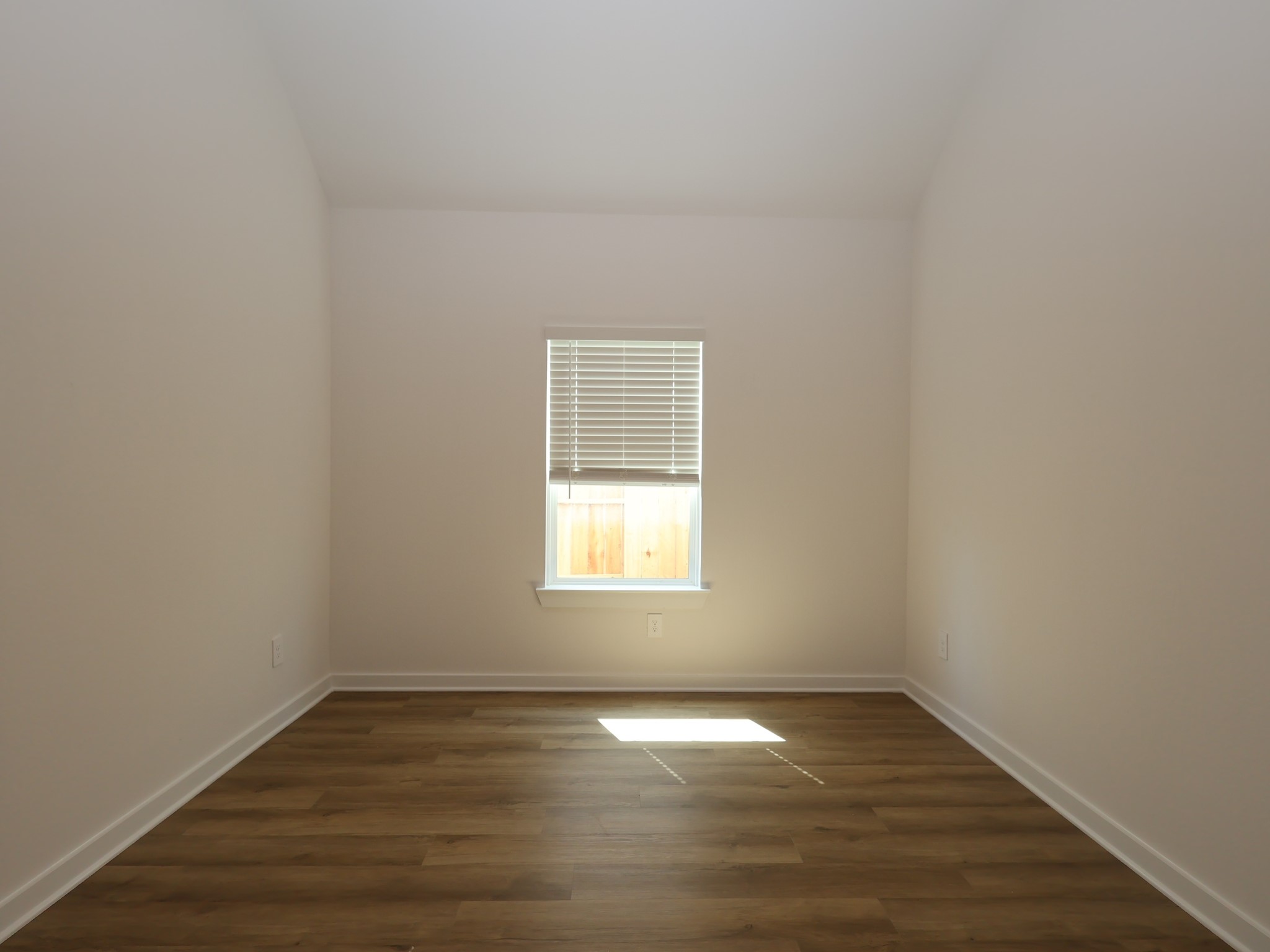 244 Draper Shadows Drive Property Photo 12