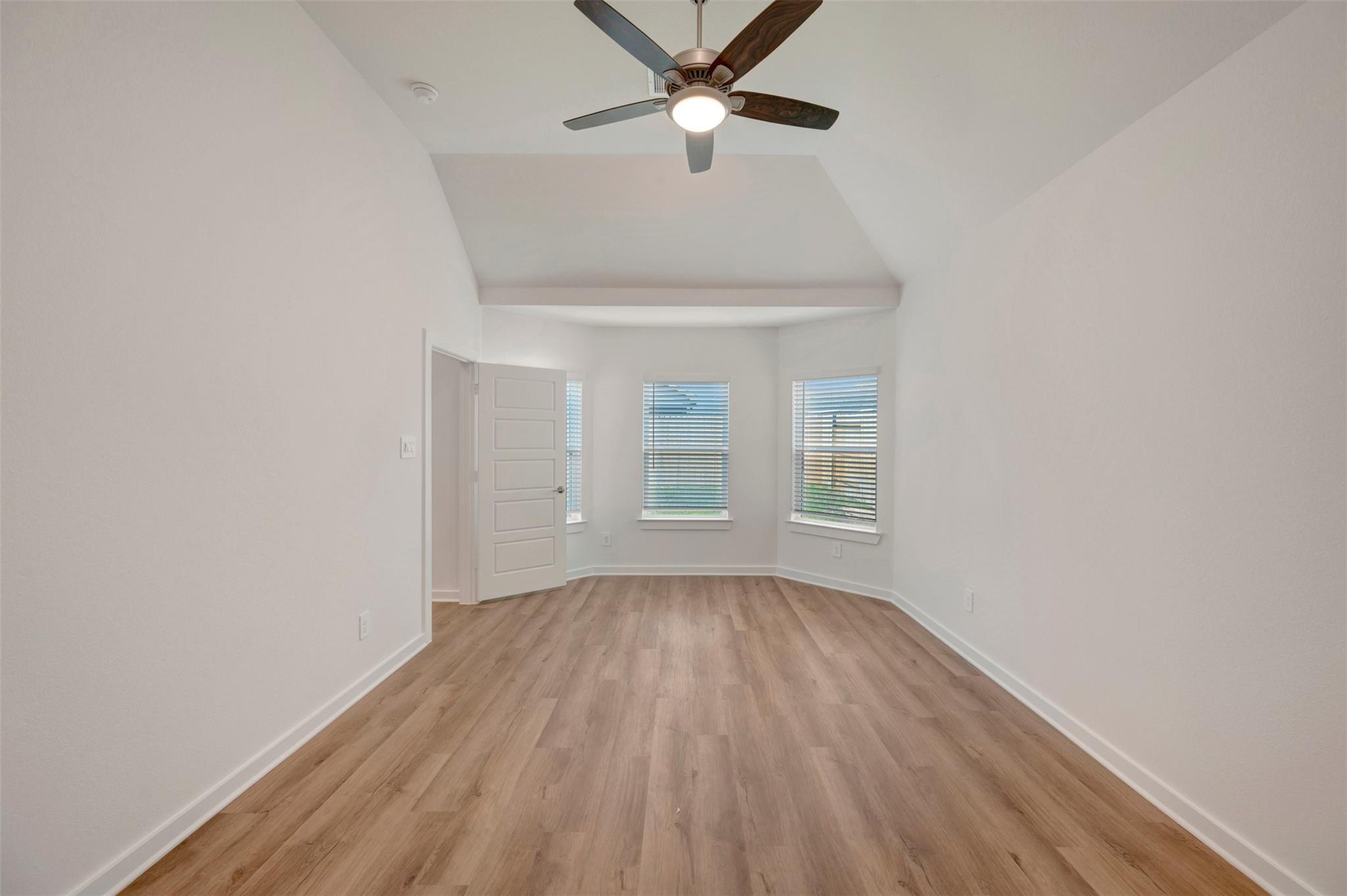 244 Draper Shadows Drive, Willis Tx 77378 Property Photo 12