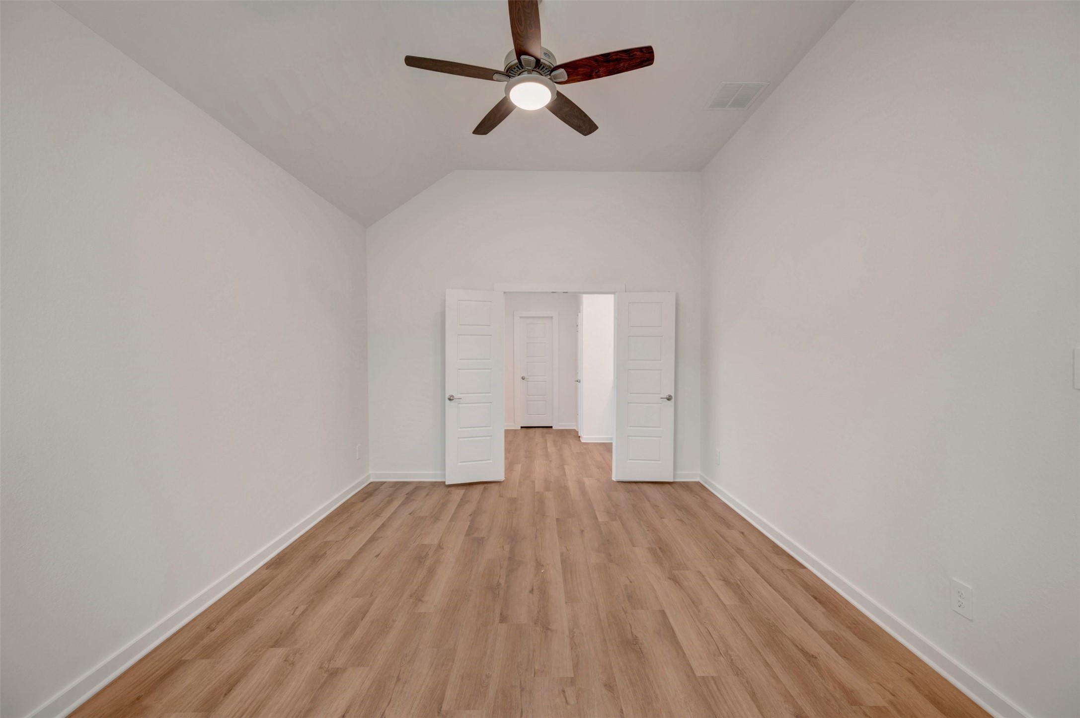 244 Draper Shadows Drive Property Photo 13