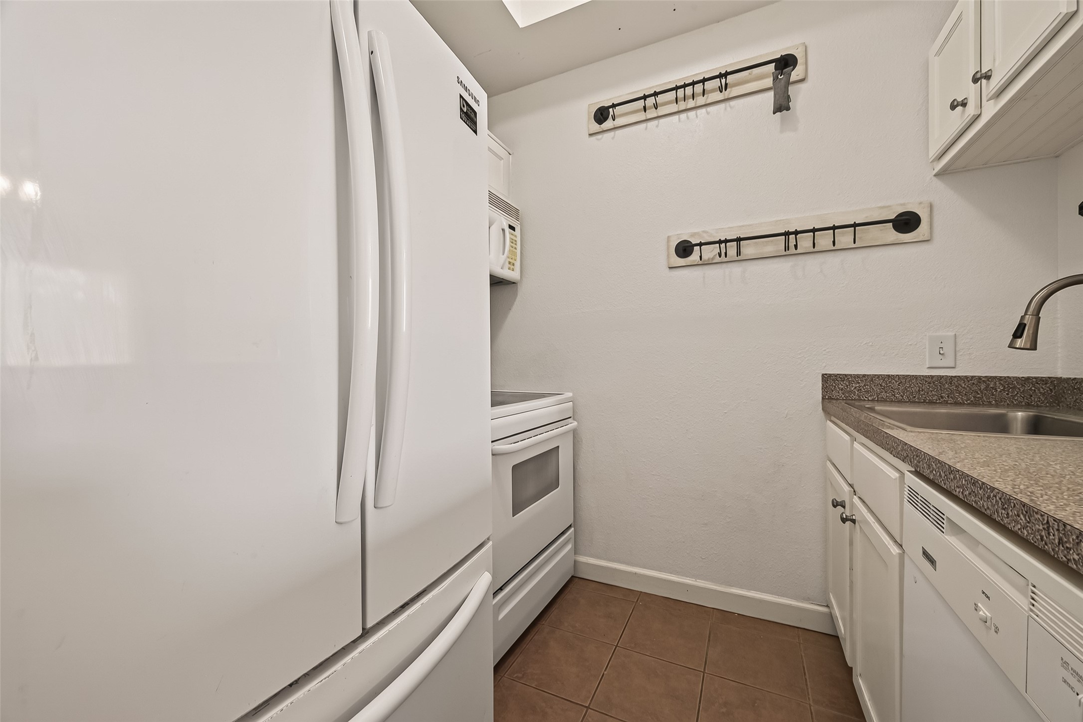 4515 Briar Hollow Place 309 Property Photo 11