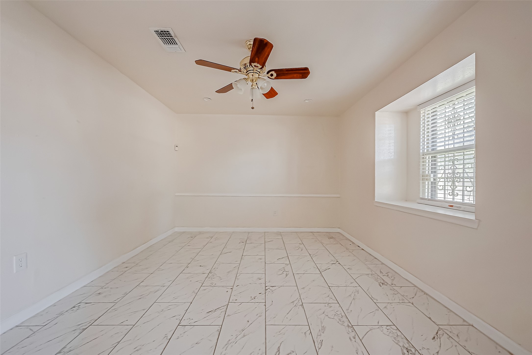10535 Huntington View Drive Property Photo 8