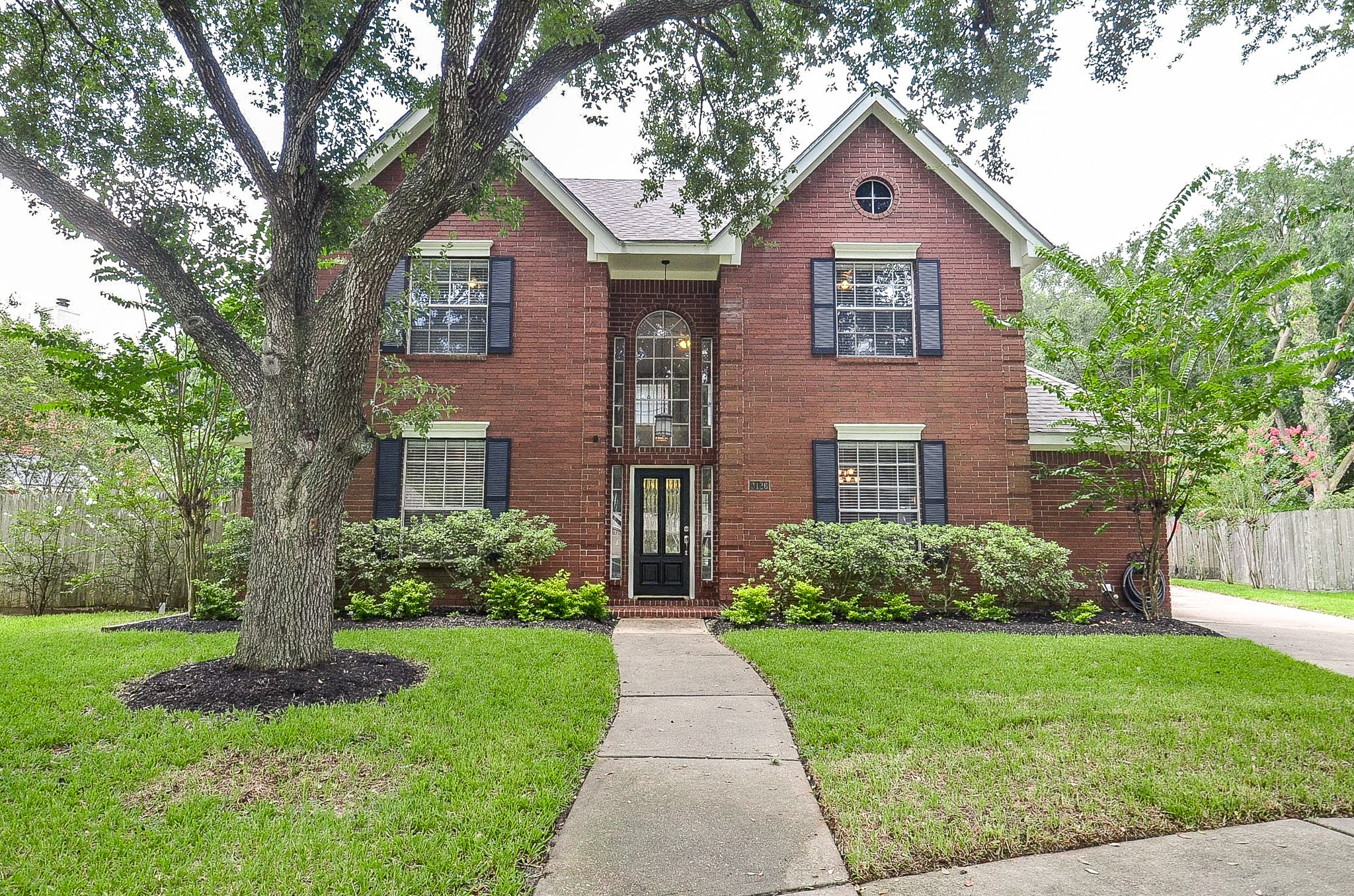 3126 Serene Oak Drive Property Photo 2
