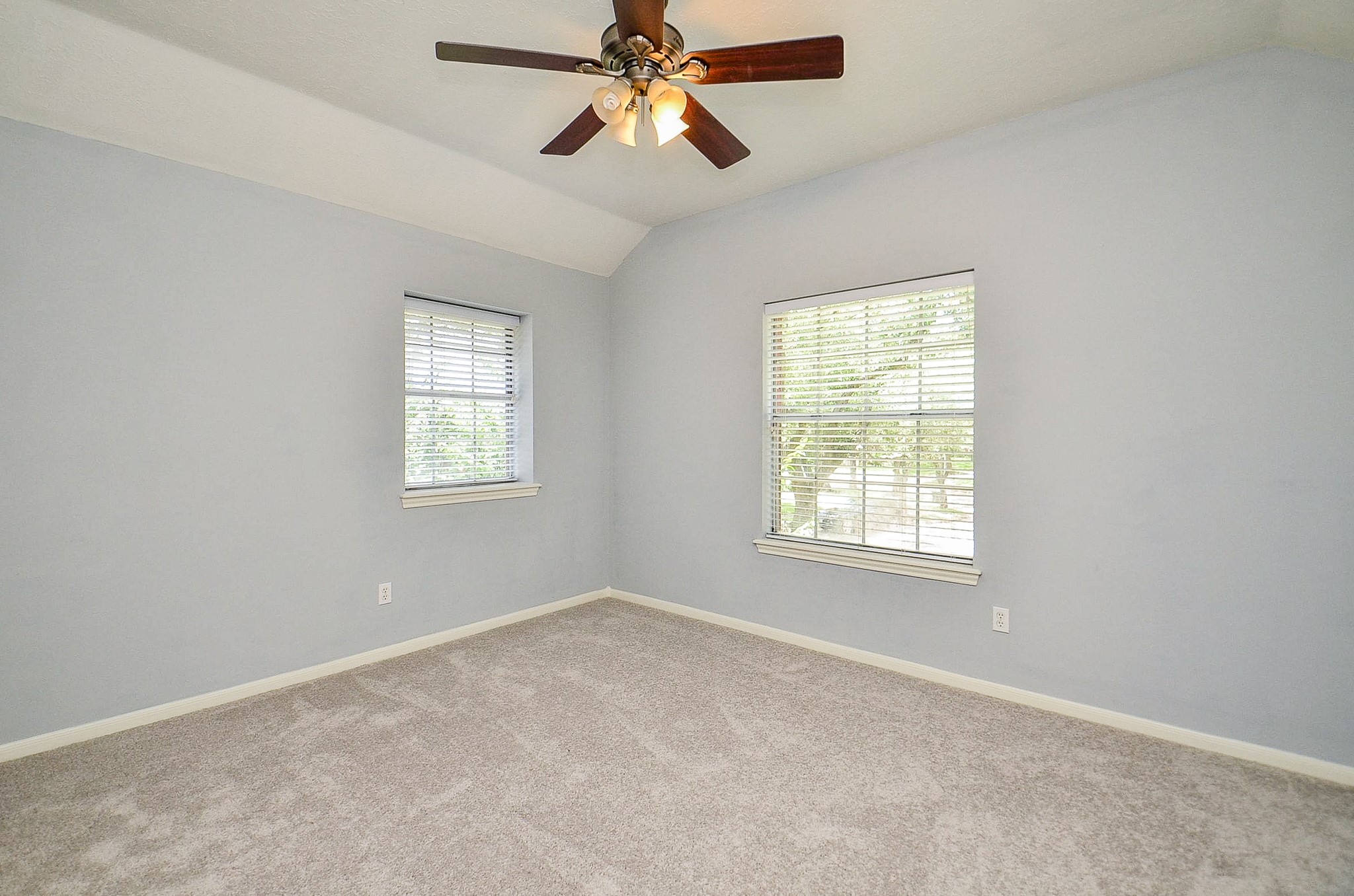 3126 Serene Oak Drive Property Photo 38