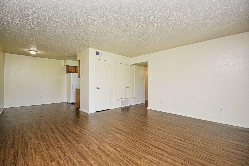 200 Daniels Dr Property Photo 13