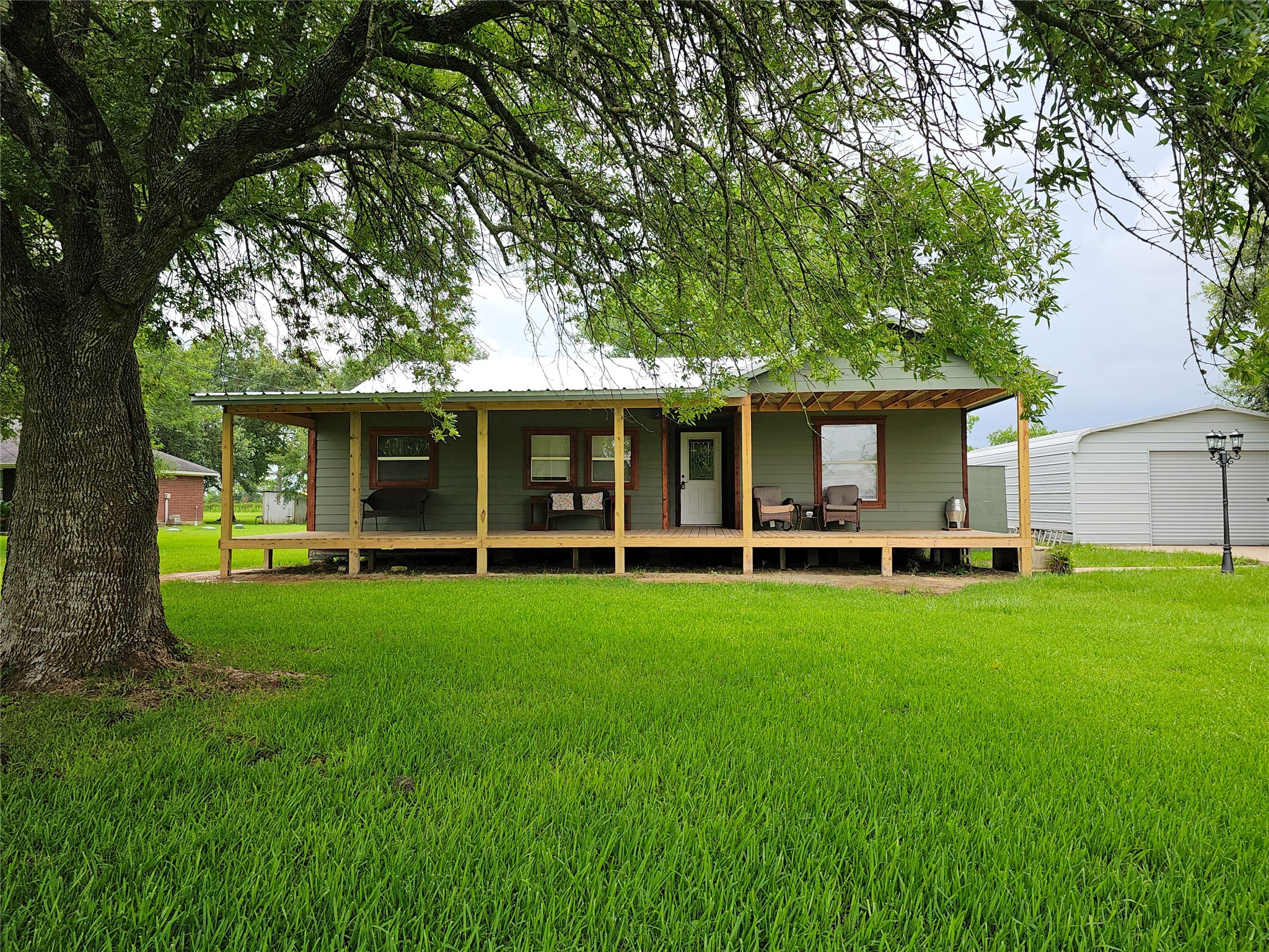 11617 Sunnyside Drive Property Photo 1
