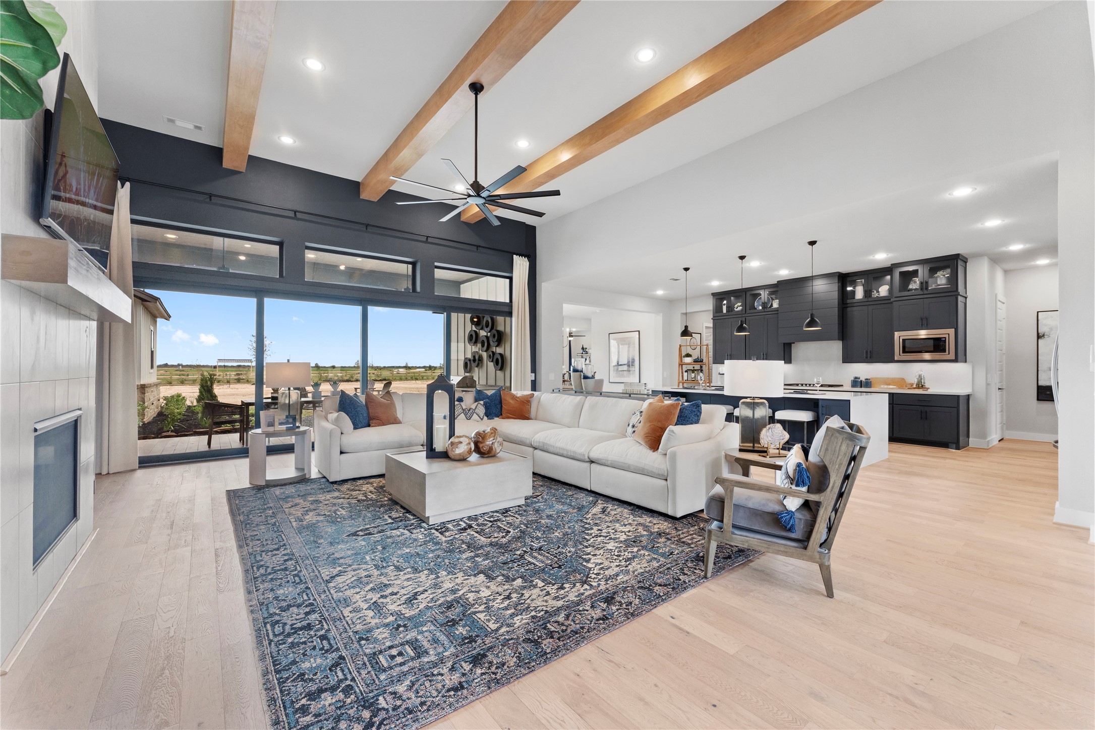 2001 Whispering Oaks Lane Property Photo 8