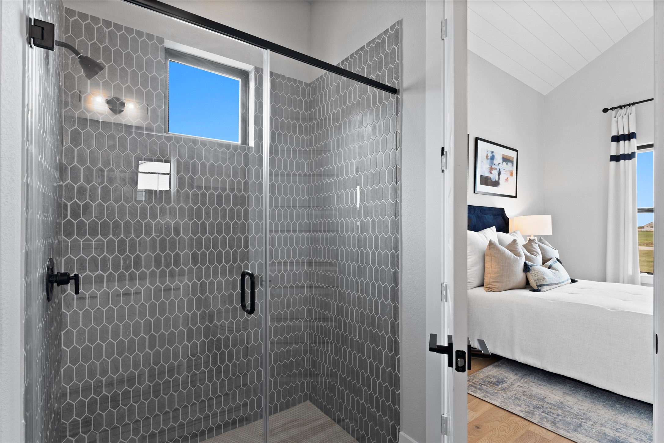 2001 Whispering Oaks Lane Property Photo 24