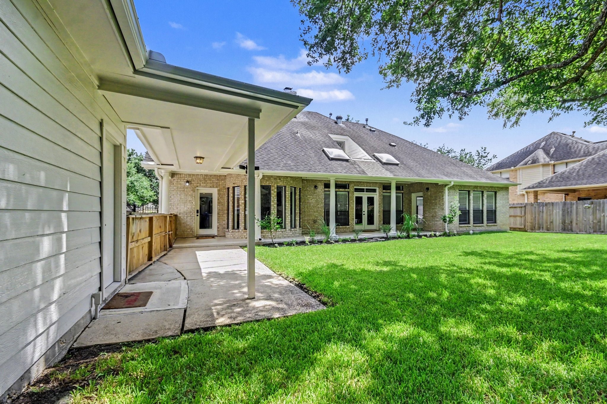 14214 Ridgewood Lake Court Property Photo 38