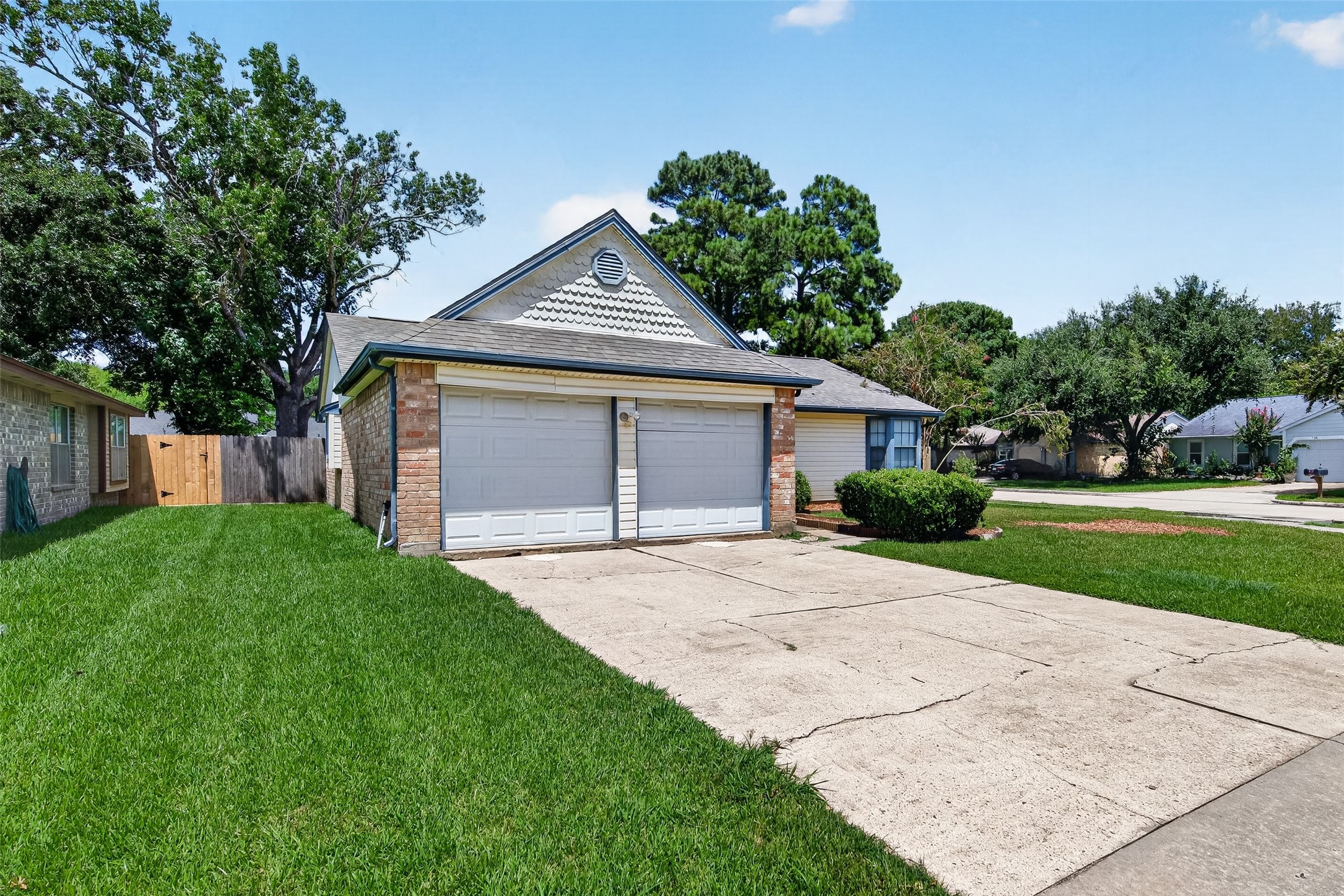 14002 Kathi Lynn Lane Property Photo 2