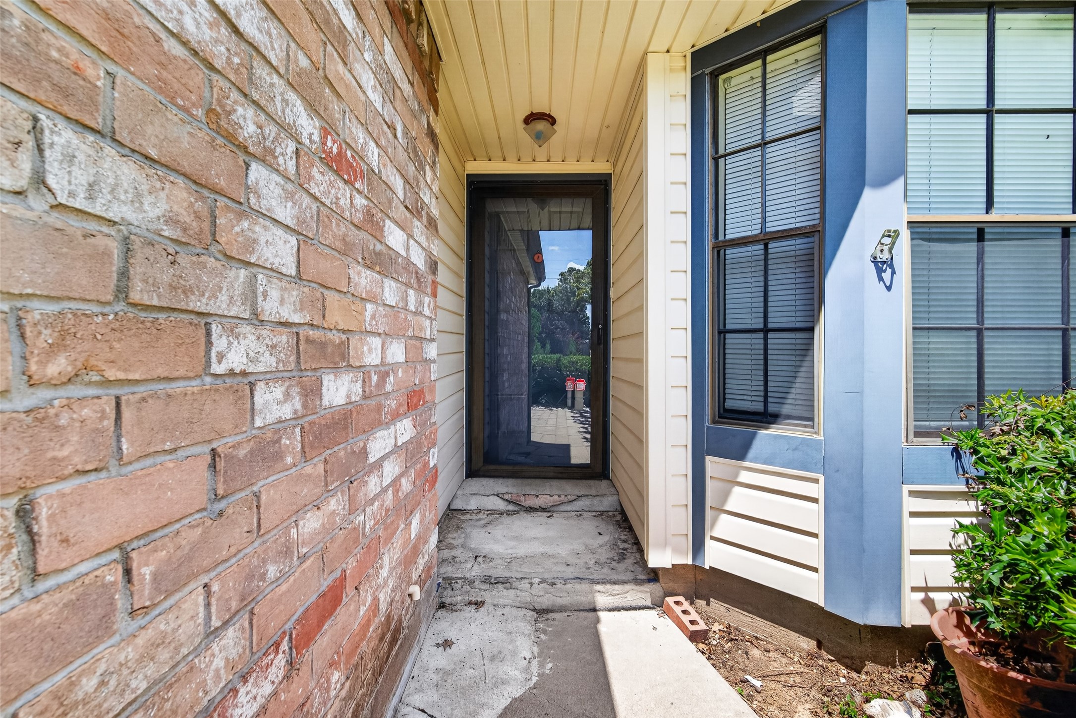 14002 Kathi Lynn Lane Property Photo 3