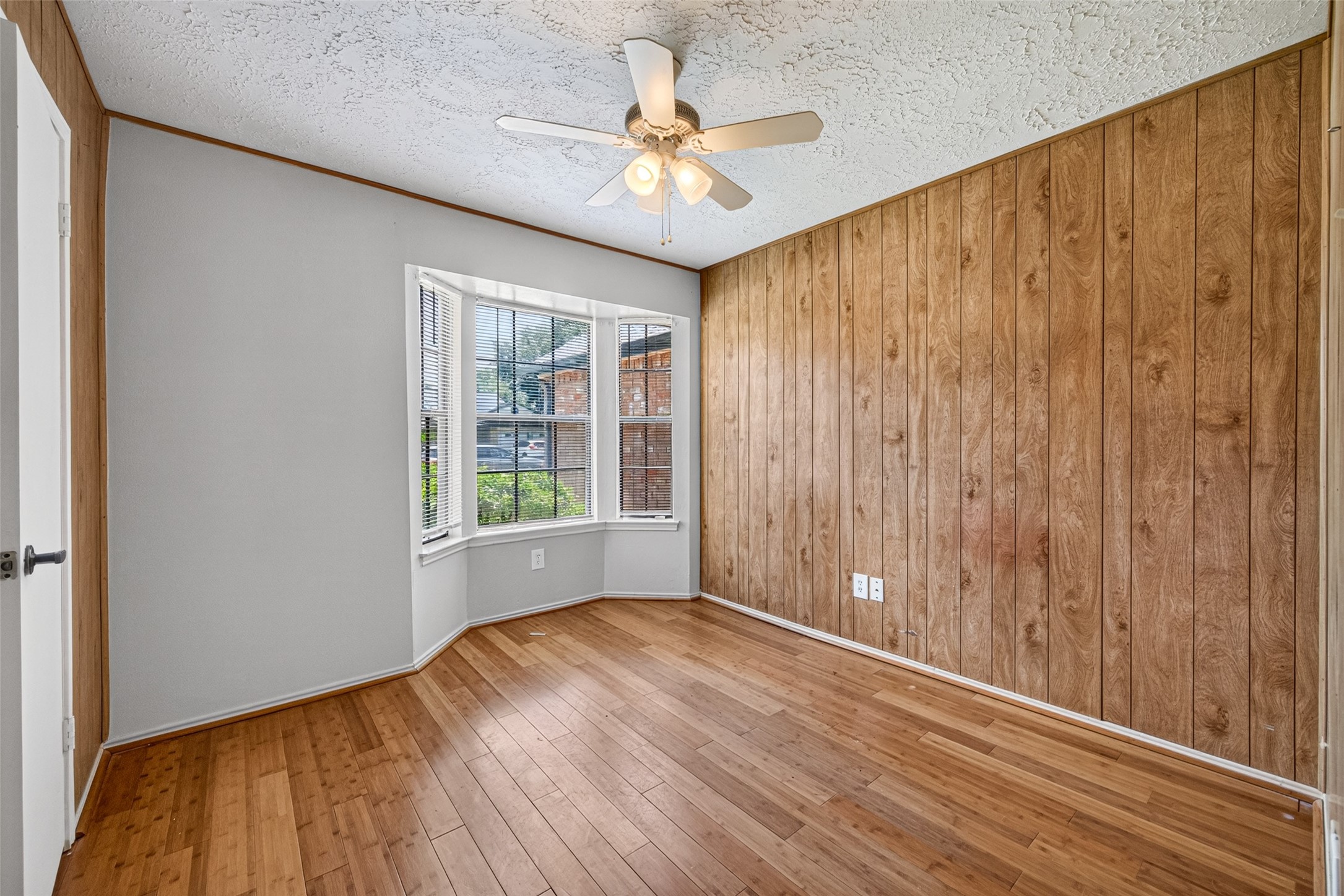 14002 Kathi Lynn Lane Property Photo 8