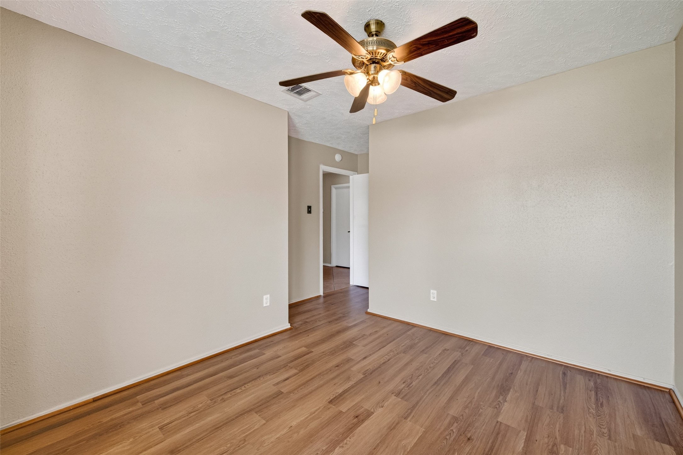 14002 Kathi Lynn Lane Property Photo 14