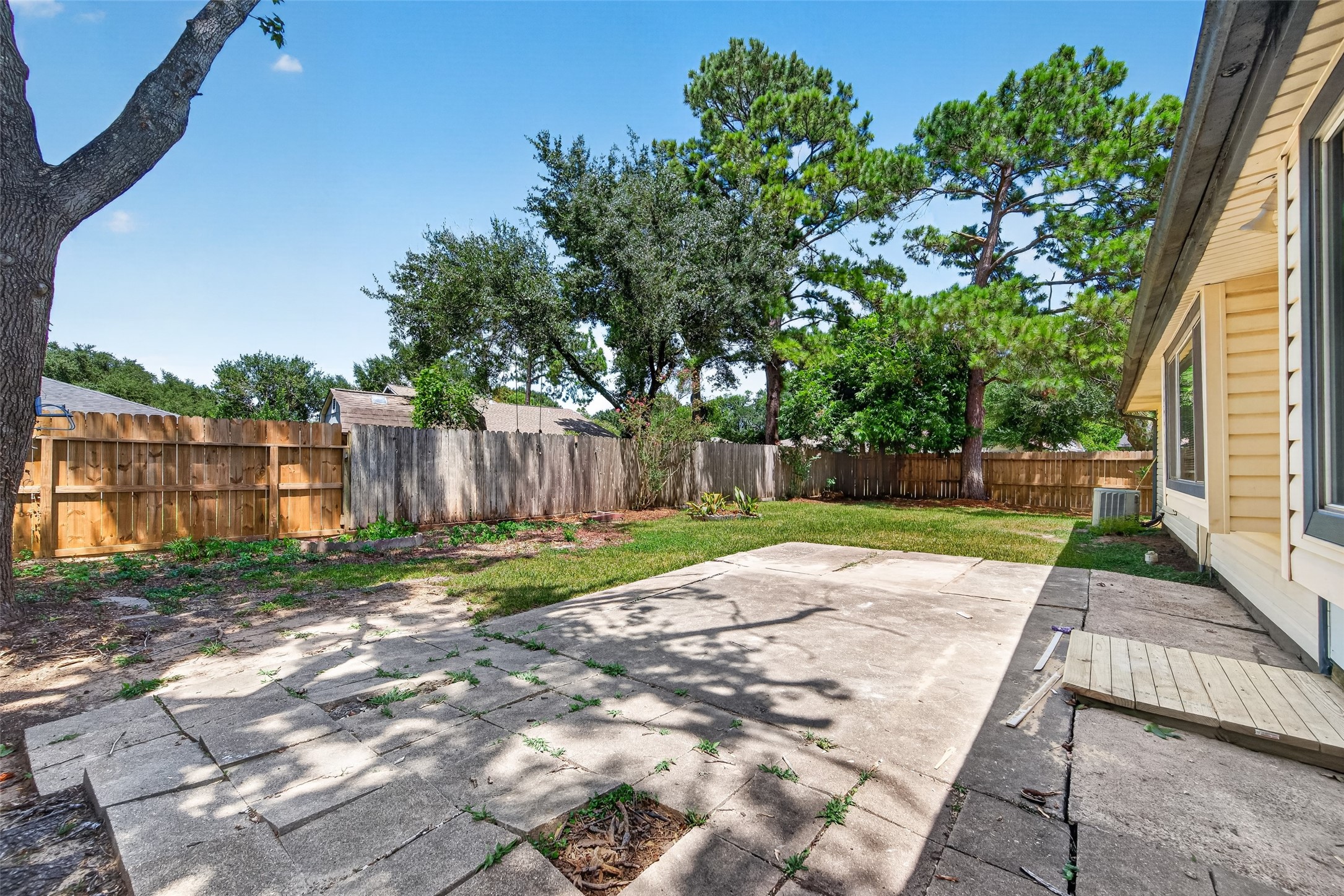 14002 Kathi Lynn Lane Property Photo 28