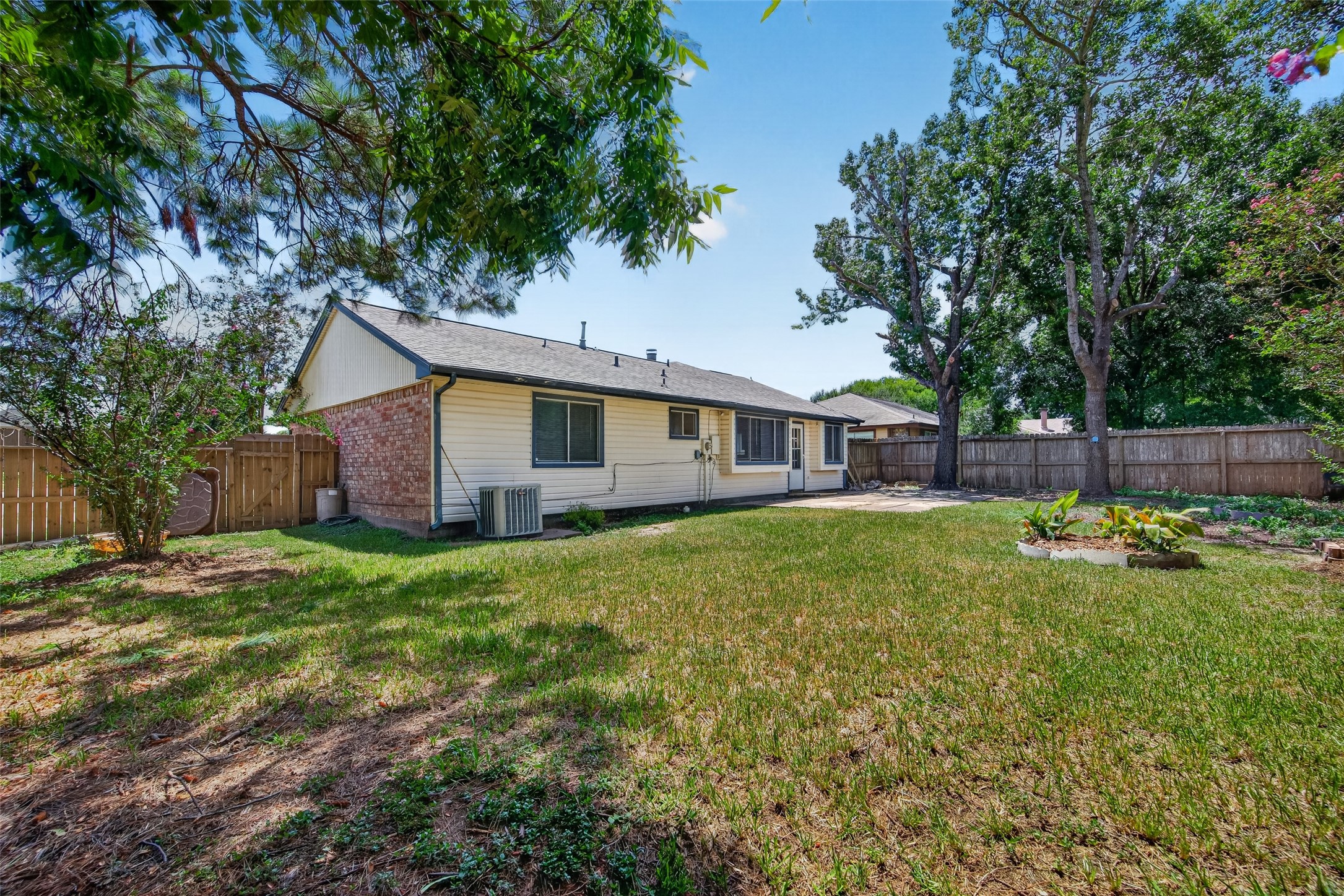14002 Kathi Lynn Lane Property Photo 31