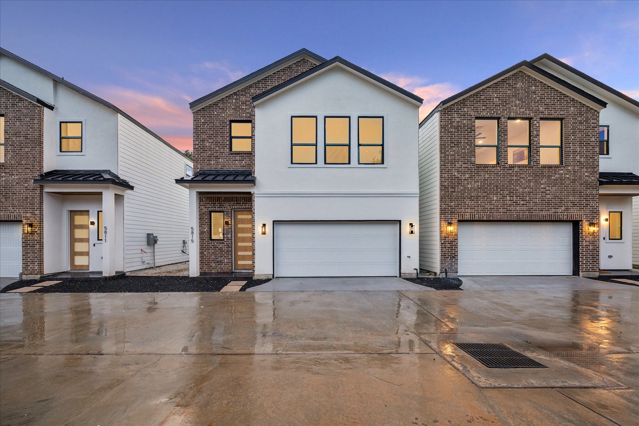 5815 Outer Banks Street Property Photo 1