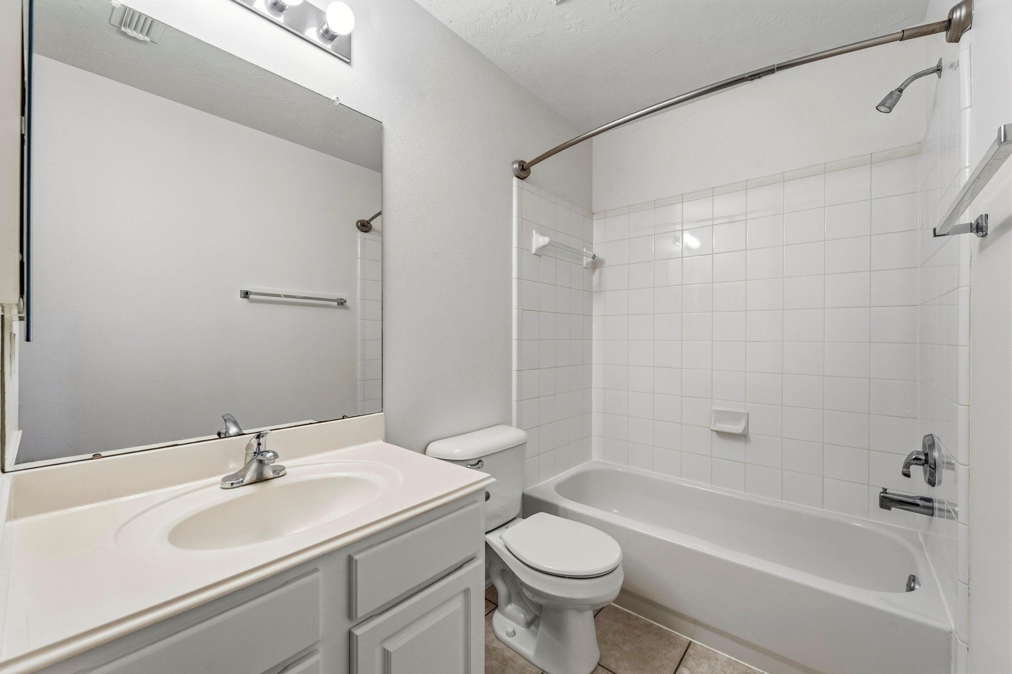 103 Ledgestone Place Property Photo 33