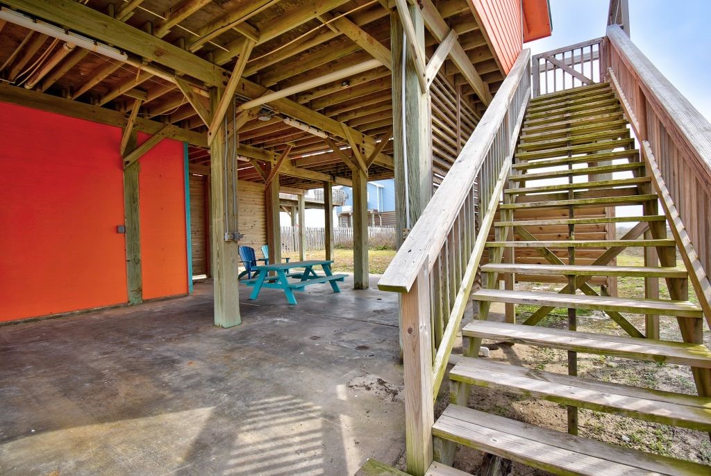 1034 Bluewater Highway Property Photo 3