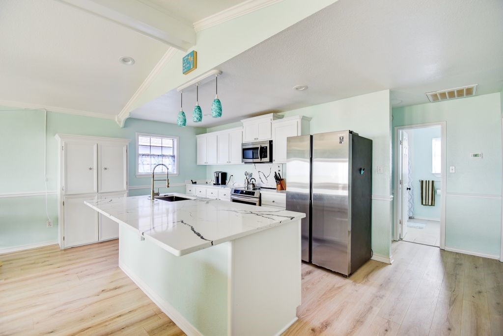 1034 Bluewater Highway Property Photo 18