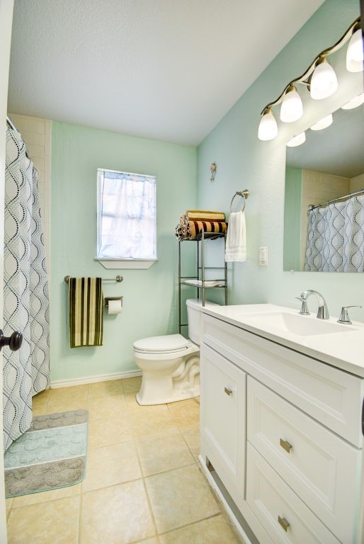 1034 Bluewater Highway Property Photo 22