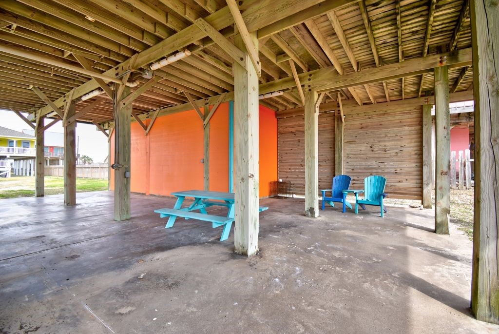 1034 Bluewater Highway Property Photo 33
