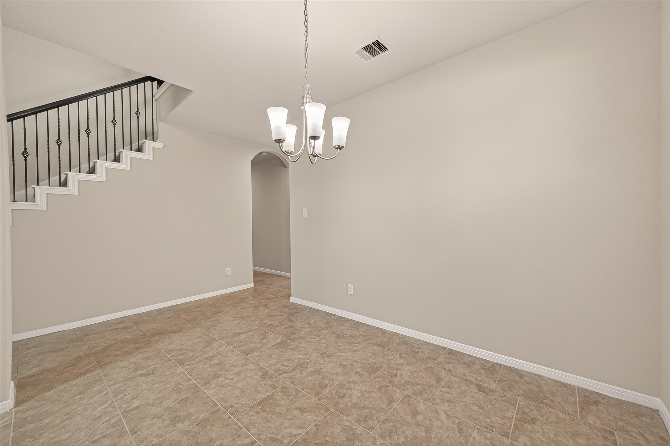 23935 Via Fiore Drive Property Photo 10