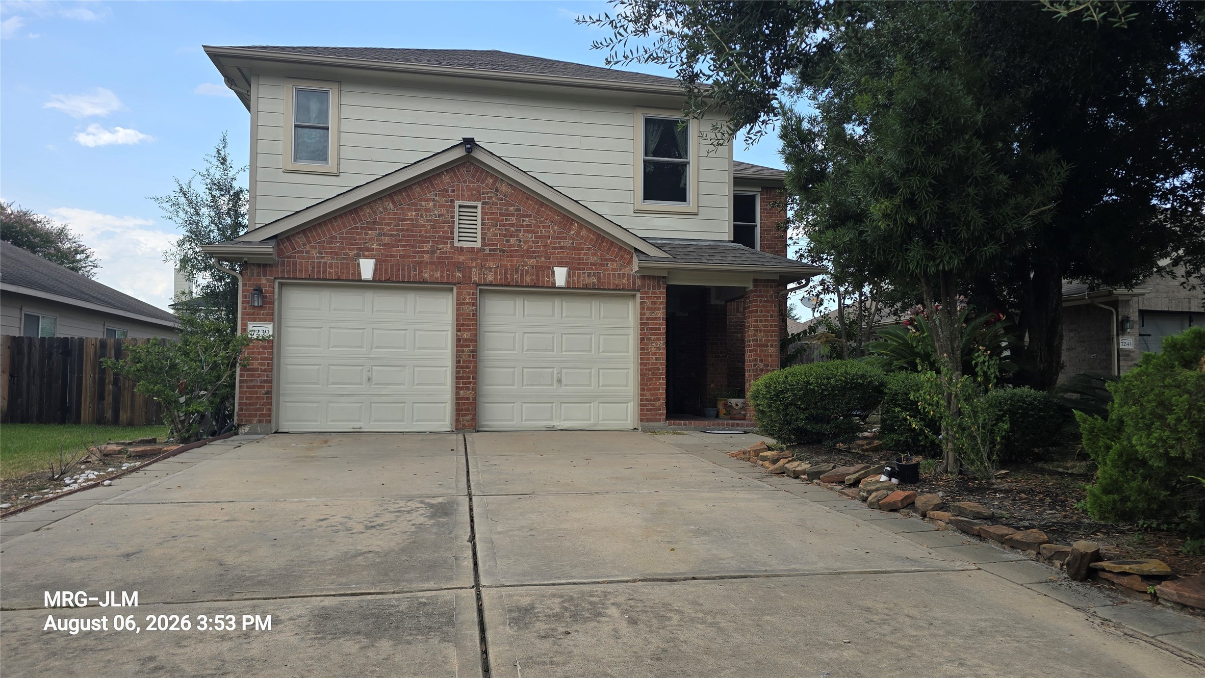 7239 Foxbrook Drive Property Photo 1