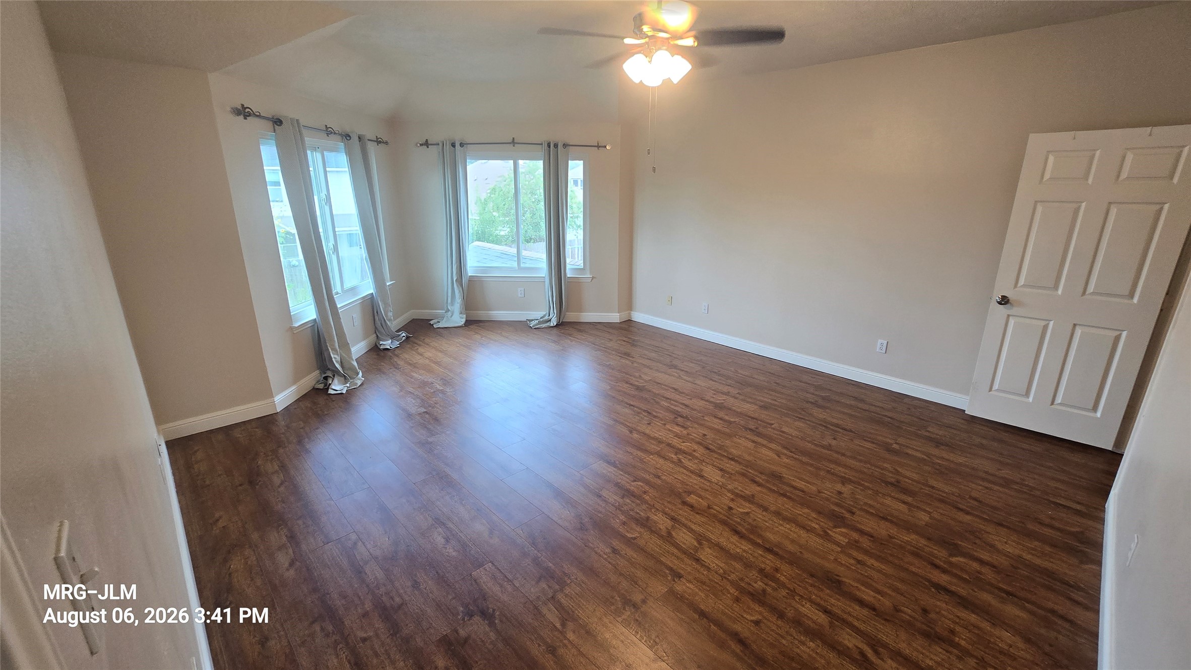 7239 Foxbrook Drive Property Photo 12