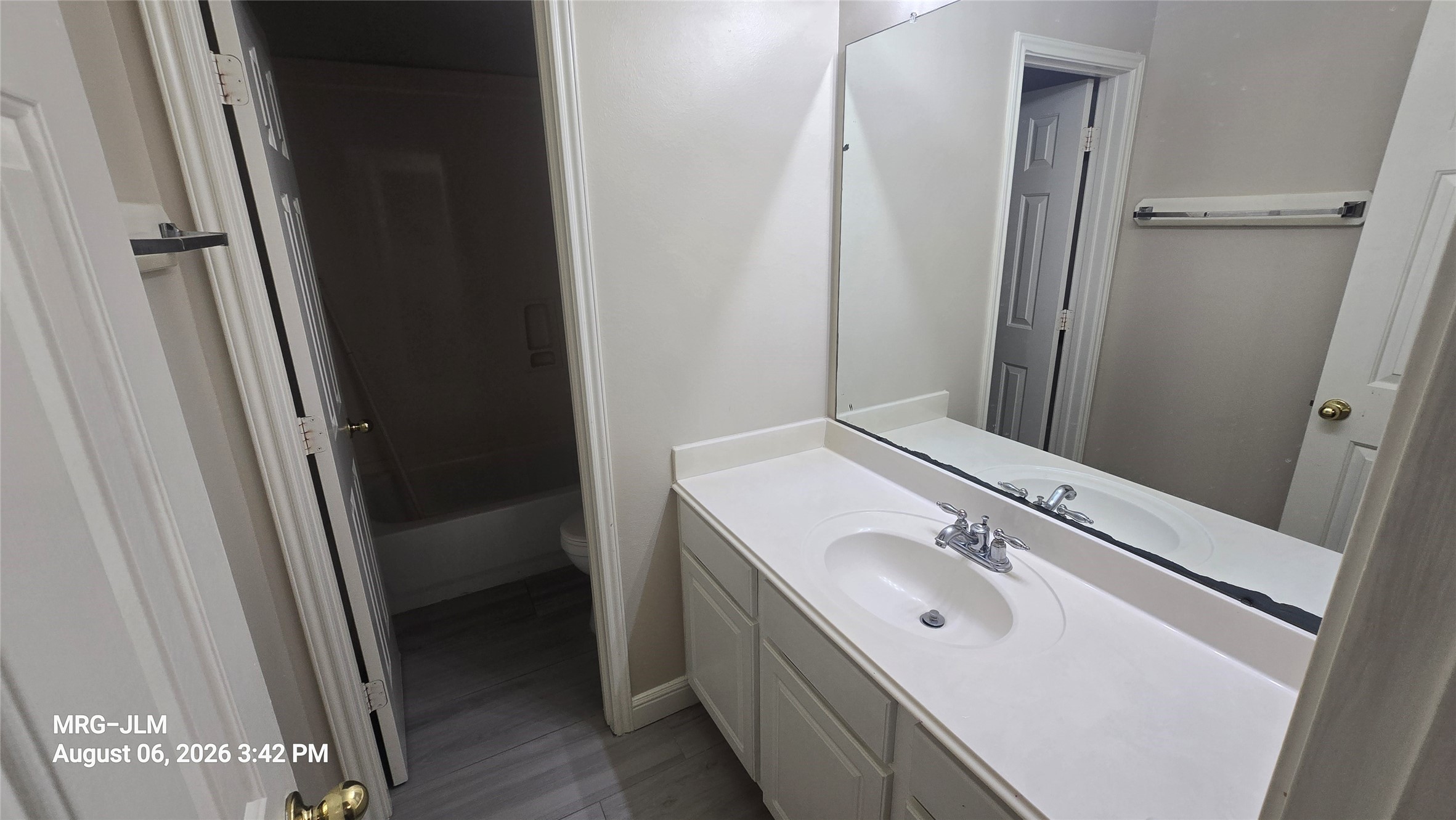 7239 Foxbrook Drive Property Photo 16