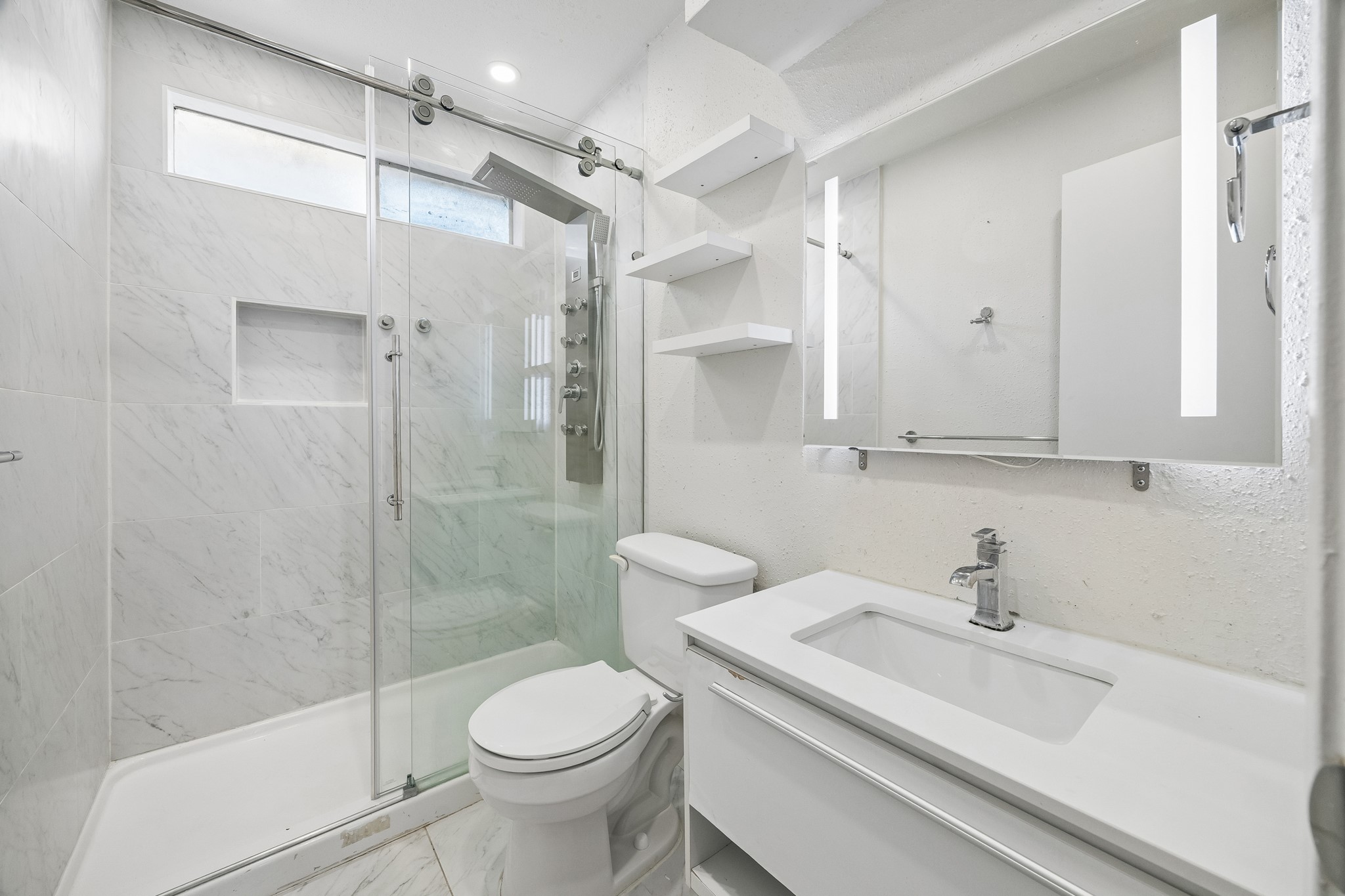7619 Athlone Drive Property Photo 25