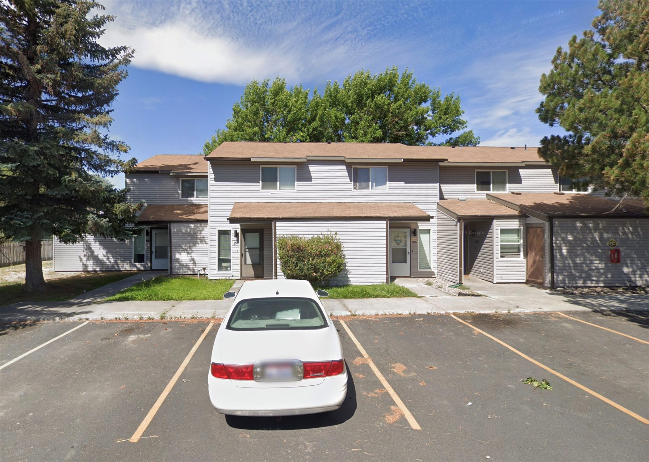 2867 E 680 N Property Photo 3